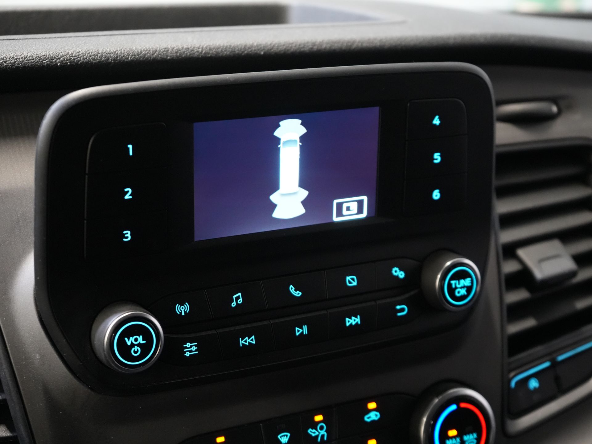 Ford Transit Custom Personenvervoer Tourneo 2.0 TDCI €28.352,- incl. BTW/BPM Trend Combi/ Kombi/ 9 Persoons/ 9 P/ Cruise/ PDC/ Airco 20