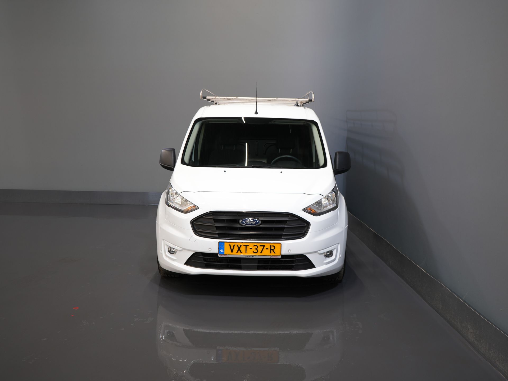 Ford Transit Connect Bestelbus 1.5 TDCI 100 pk L2 Imperiaal/ Inrichting/ Trekhaak/ Cruise/ PDC/ Airco 6