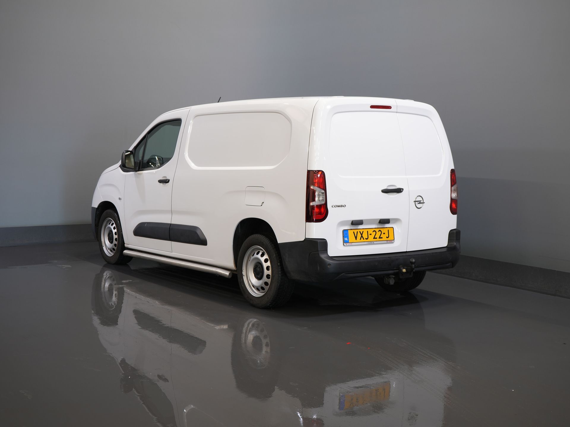 Opel Combo Bestelbus 1.5CDTi 100 pk L2 BPM VRIJ! NL Auto/ Carplay/ Sidebars/ Cruise/ Airco/ Trekhaak 1