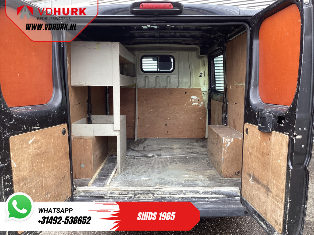 Peugeot Boxer Bestelbus 2.0 HDI 130 pk EXPORT Climate/ Cruise/ Gev. Stoel/ Navi/ PDC/ Trekhaak/ 2.5t Trekverm. 4