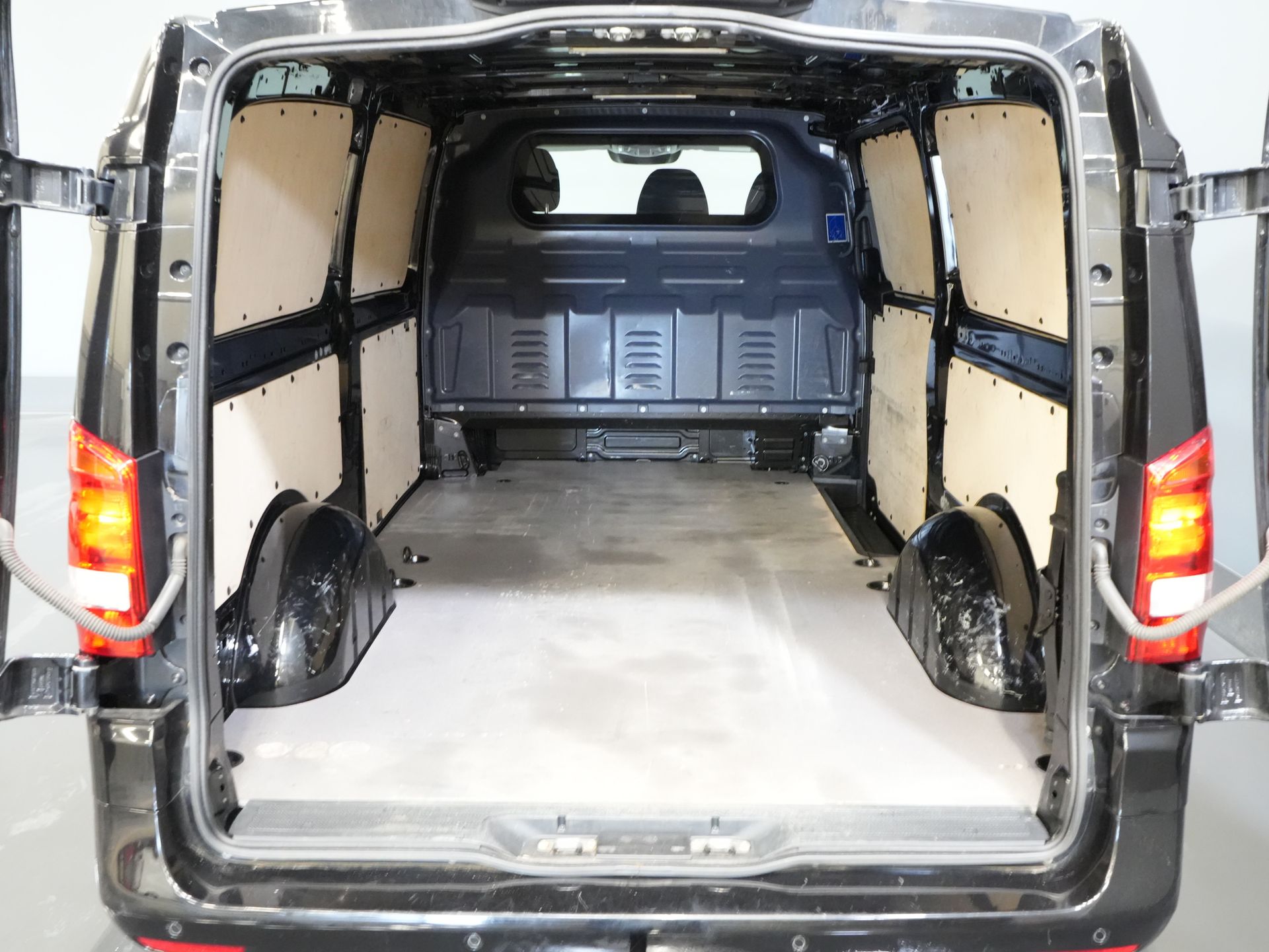 Mercedes-Benz Vito Bestelbus 119 CDI 4Matic L3 Aut. 4x4/ 2.5t Trekverm./ Adapt. Cruise/ LED/ Carplay/ Trekhaak/ Camera 14