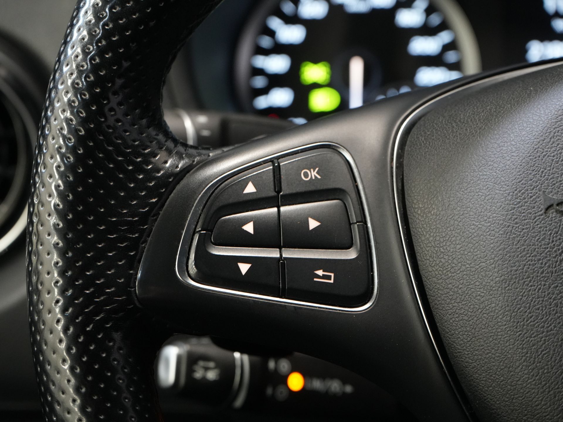 Mercedes-Benz Vito Bestelbus 119 CDI 4Matic L3 Aut. 4x4/ 2.5t Trekverm./ Adapt. Cruise/ LED/ Carplay/ Trekhaak/ Camera 19