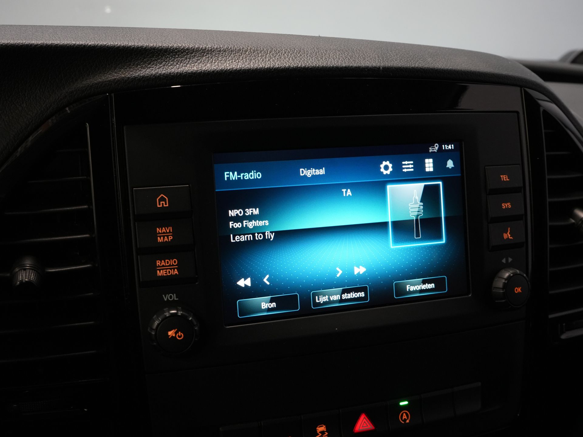 Mercedes-Benz Vito Bestelbus 119 CDI 4Matic L3 Aut. 4x4/ 2.5t Trekverm./ Adapt. Cruise/ LED/ Carplay/ Trekhaak/ Camera 22