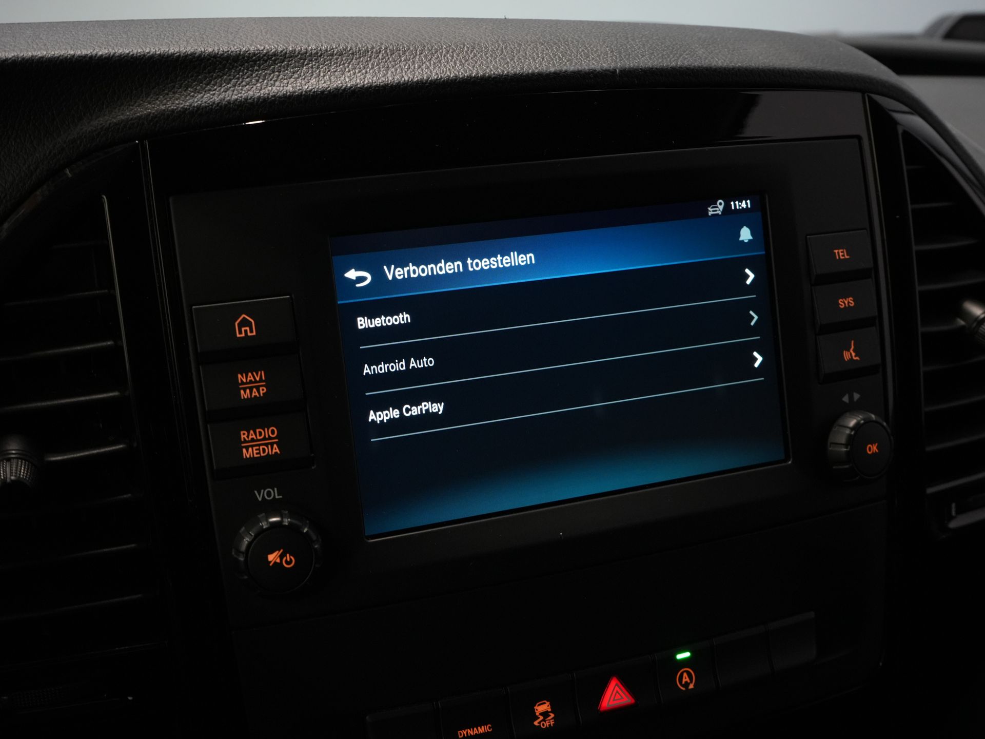 Mercedes-Benz Vito Bestelbus 119 CDI 4Matic L3 Aut. 4x4/ 2.5t Trekverm./ Adapt. Cruise/ LED/ Carplay/ Trekhaak/ Camera 24