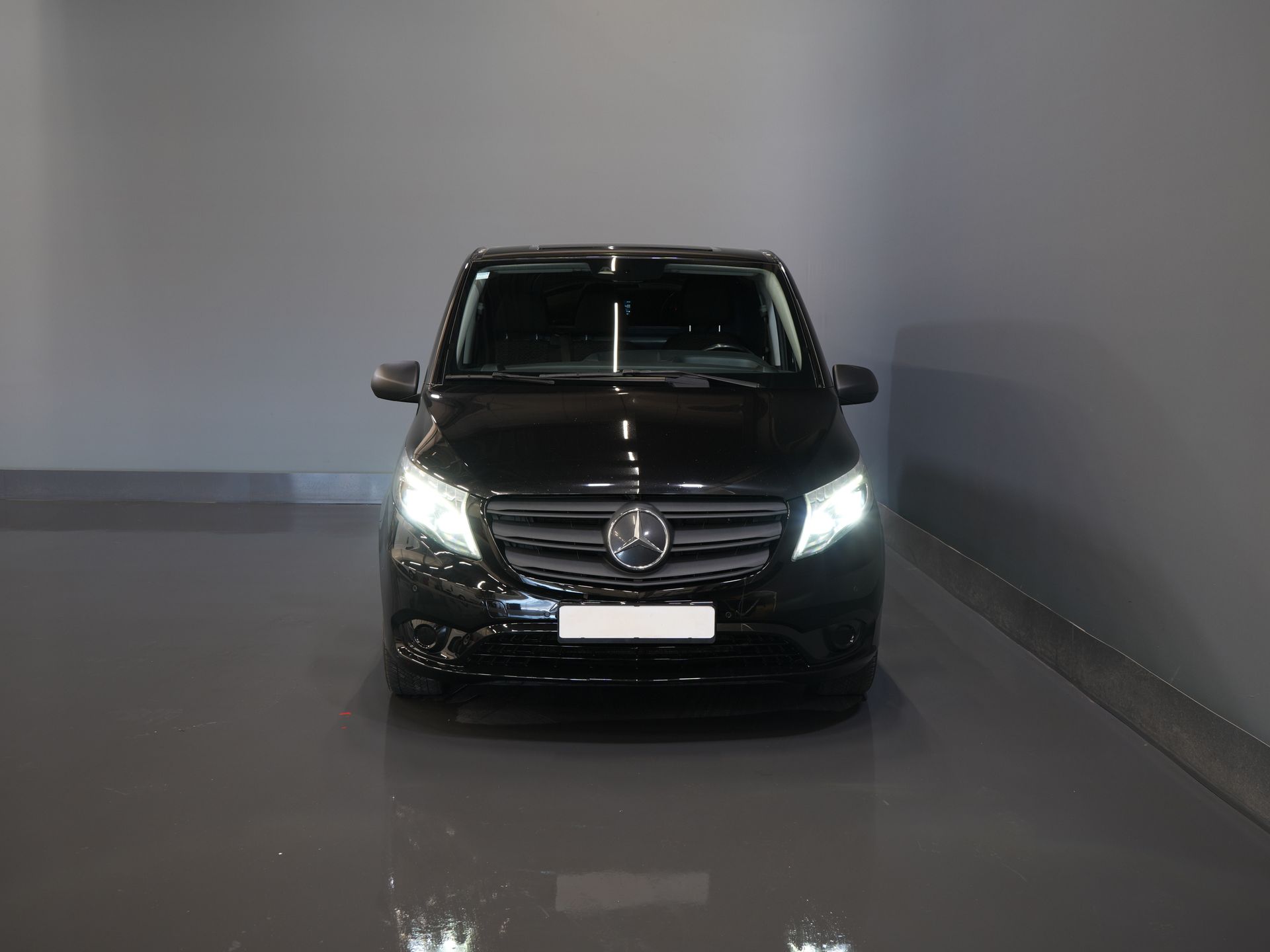 Mercedes-Benz Vito Bestelbus 119 CDI 4Matic L3 Aut. 4x4/ 2.5t Trekverm./ Adapt. Cruise/ LED/ Carplay/ Trekhaak/ Camera 6