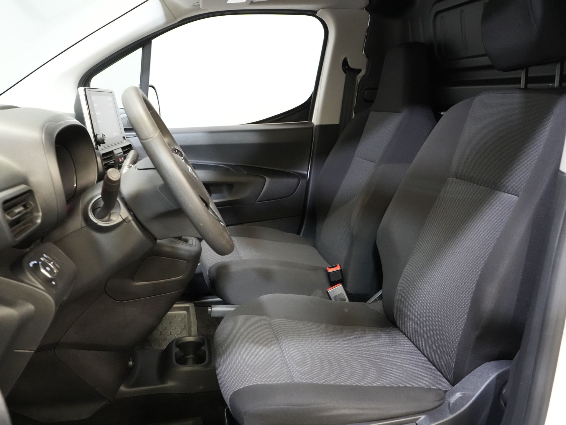 Opel Combo Bestelbus 1.5D 100 pk BPM VRIJ! Carplay/ Cruise/ Trekhaak/ Airco/ PDC 11