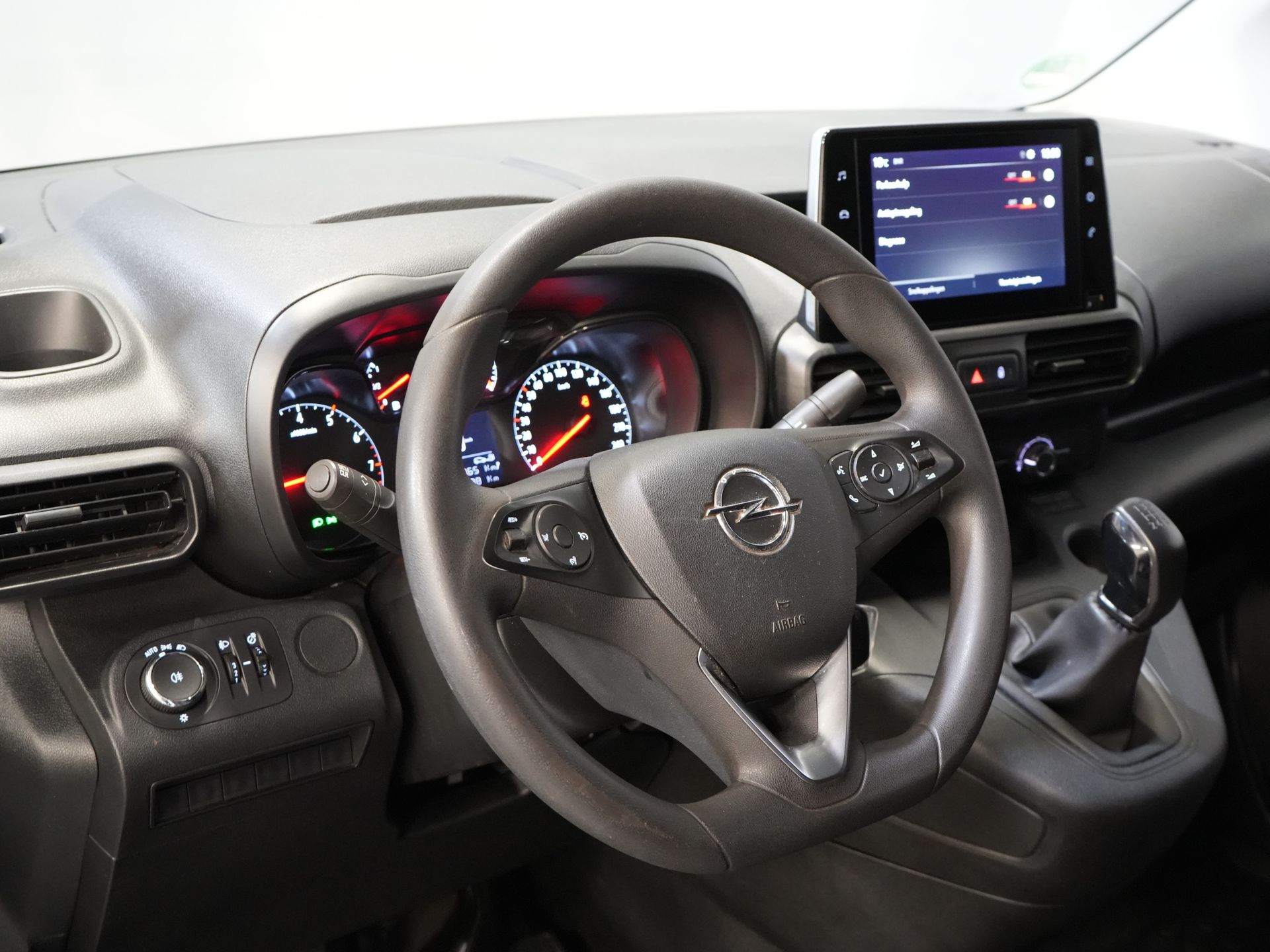 Opel Combo Bestelbus 1.5D 100 pk BPM VRIJ! Carplay/ Cruise/ Trekhaak/ Airco/ PDC 13