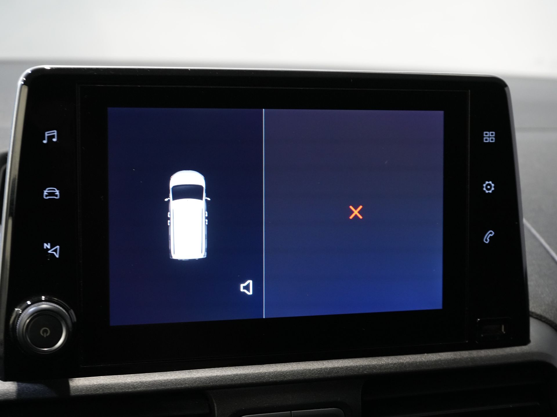 Opel Combo Bestelbus 1.5D 100 pk BPM VRIJ! Carplay/ Cruise/ Trekhaak/ Airco/ PDC 23