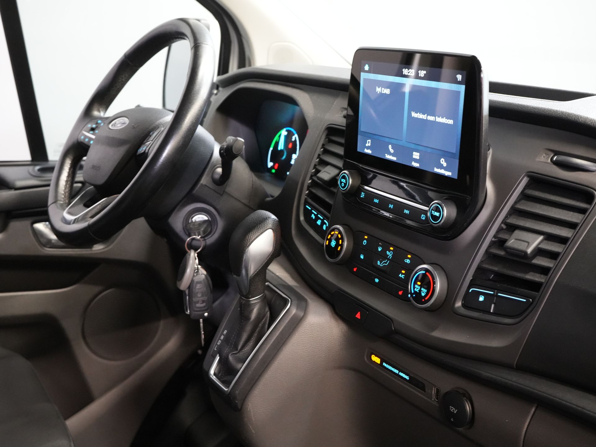 Ford Transit Custom Bestelbus 340 1.0 130 pk PHEV Trend BPM VRIJ! Bi-Xenon/ Carplay/ Stoelverw./ LMV/ Cruise/ Camera/ Airco 2