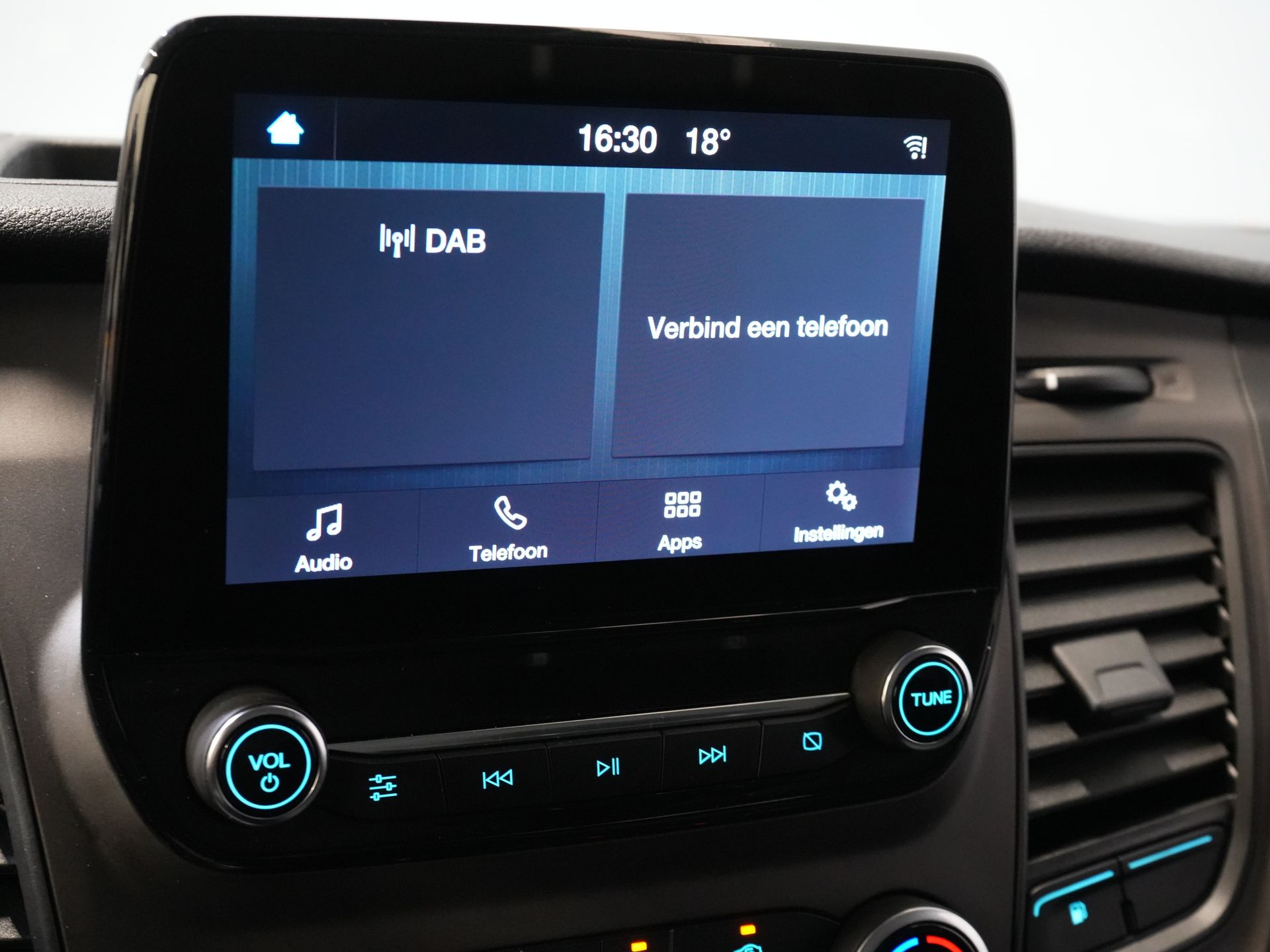 Ford Transit Custom Bestelbus 340 1.0 130 pk PHEV Trend BPM VRIJ! Bi-Xenon/ Carplay/ Stoelverw./ LMV/ Cruise/ Camera/ Airco 21