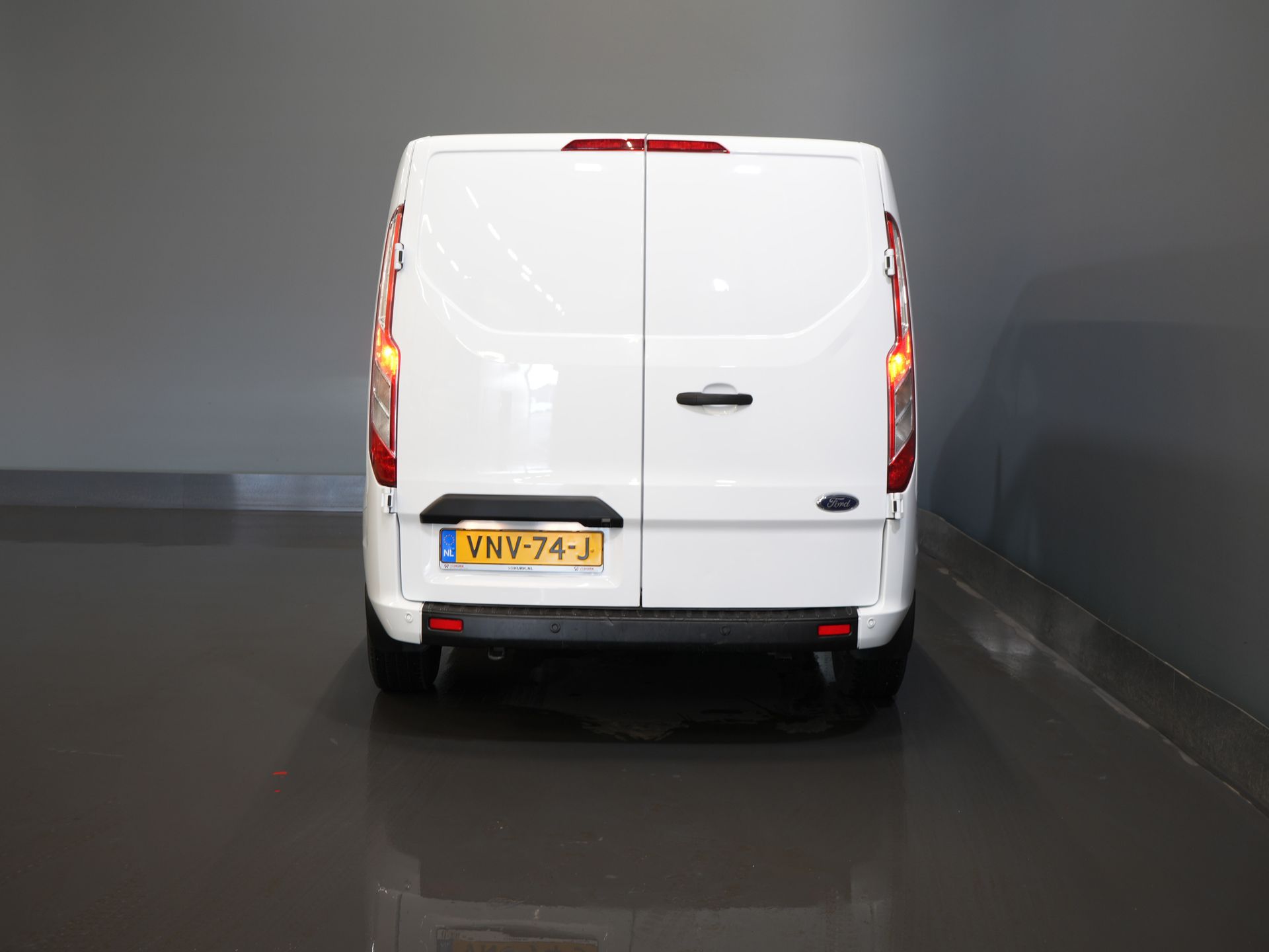 Ford Transit Custom Bestelbus 340 1.0 130 pk PHEV Trend BPM VRIJ! Bi-Xenon/ Carplay/ Stoelverw./ LMV/ Cruise/ Camera/ Airco 5