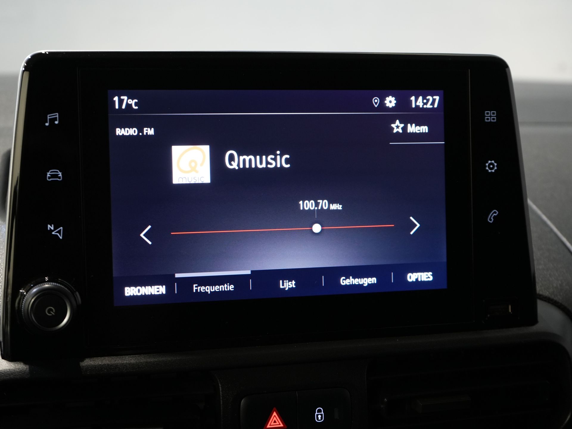 Opel Combo Bestelbus 1.2 Turbo 130 pk Aut. BENZINE BPM VRIJ! Keyless/ Carplay/ PDC/ Cruise/ Trekhaak/ Airco 21