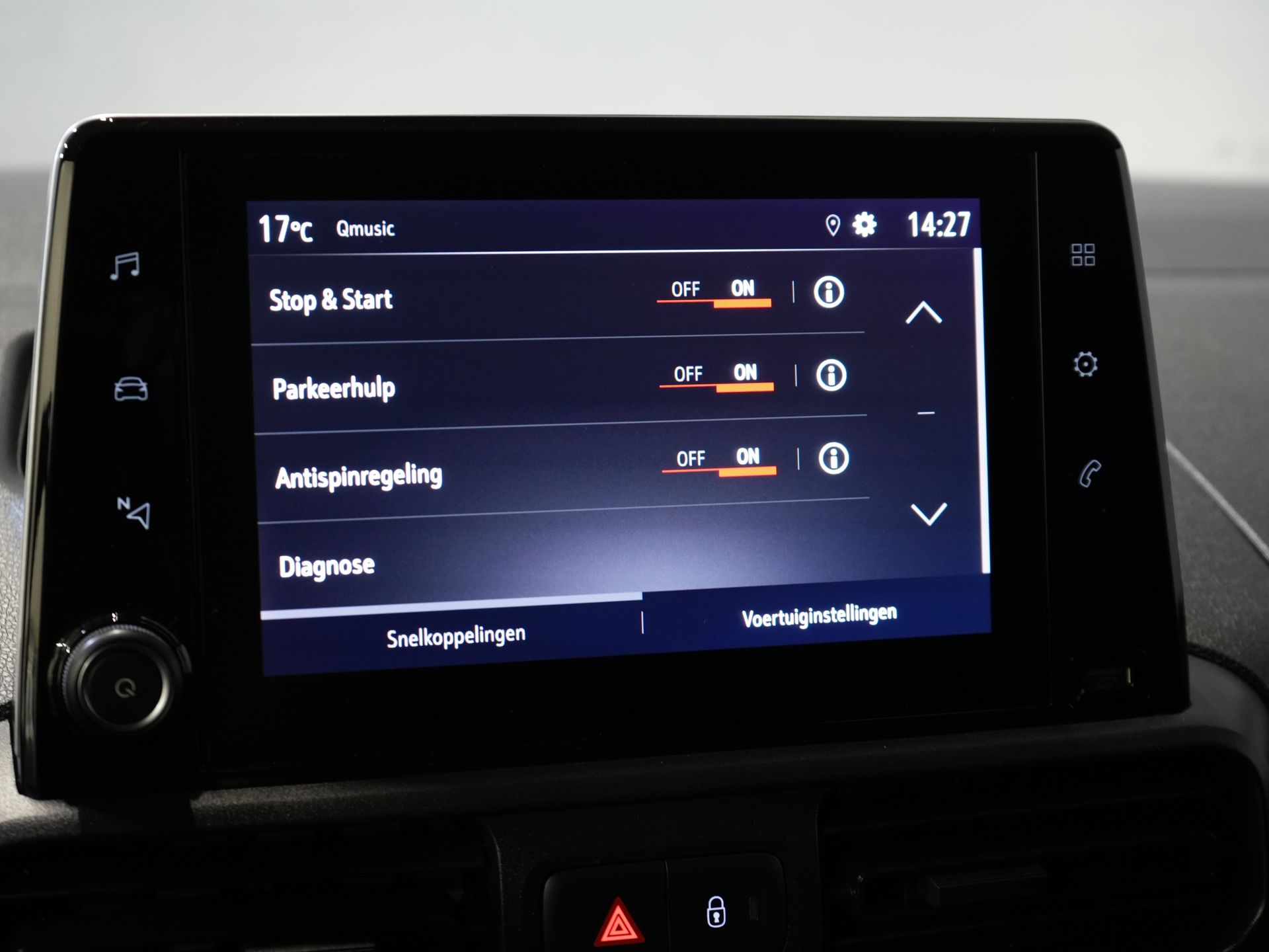 Opel Combo Bestelbus 1.2 Turbo 130 pk Aut. BENZINE BPM VRIJ! Keyless/ Carplay/ PDC/ Cruise/ Trekhaak/ Airco 22