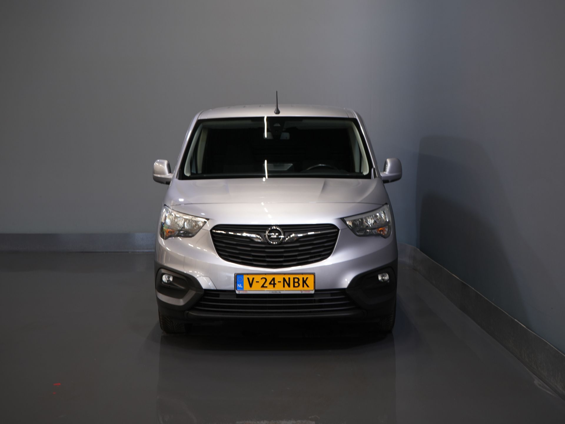 Opel Combo Bestelbus 1.2 Turbo 130 pk Aut. BENZINE BPM VRIJ! Keyless/ Carplay/ PDC/ Cruise/ Trekhaak/ Airco 6