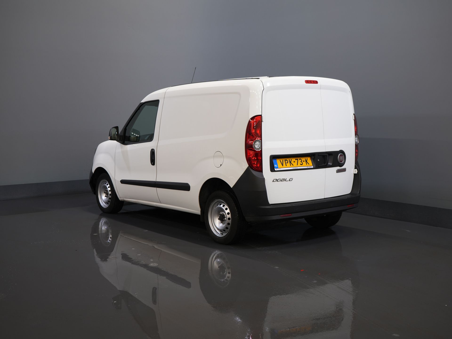 Fiat Dobló Cargo Bestelbus 1.6 MJ 105 pk BPM VRIJ! 3Pers./ NL Auto/ Airco/ Cruise 1