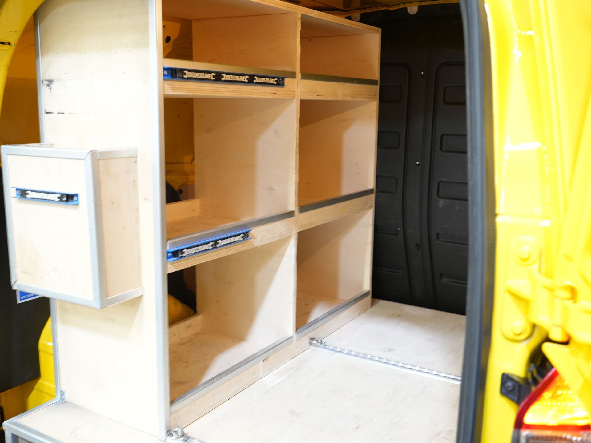Ford Transit Courier Bestelbus 1.5 TDCI BPM VRIJ! Euro6/ NL Auto/ Dealer Ond./ Airco/ Trekhaak 15