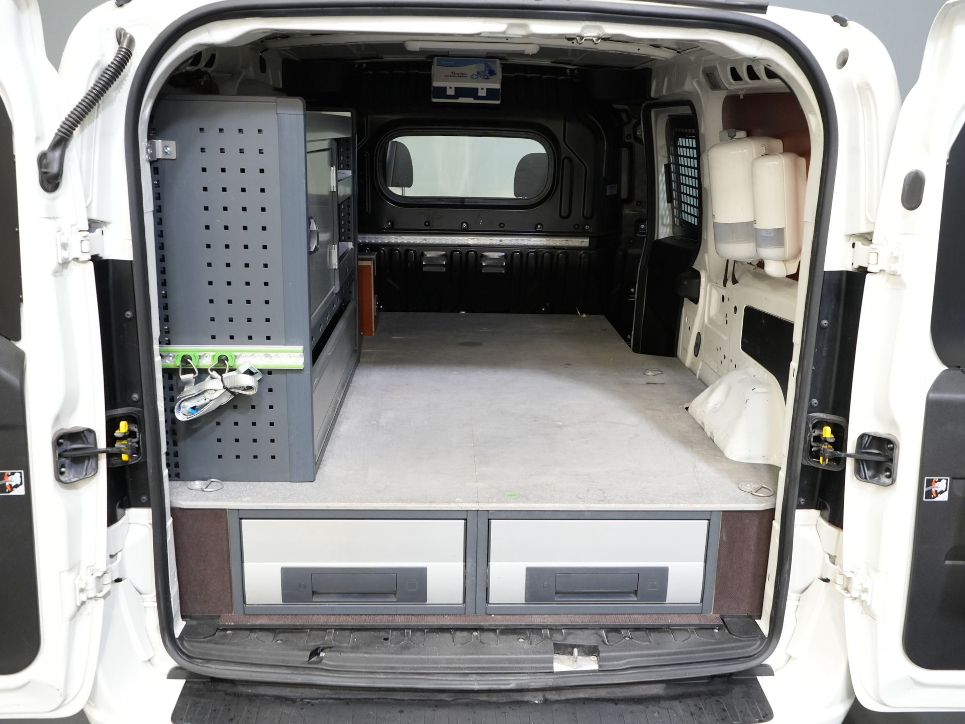 Opel Combo Bestelbus 1.3 CDTi L2 BPM VRIJ! BOTT/ Inrichting/ E6/ Airco/ Cruise/ PDC/ LMV 14