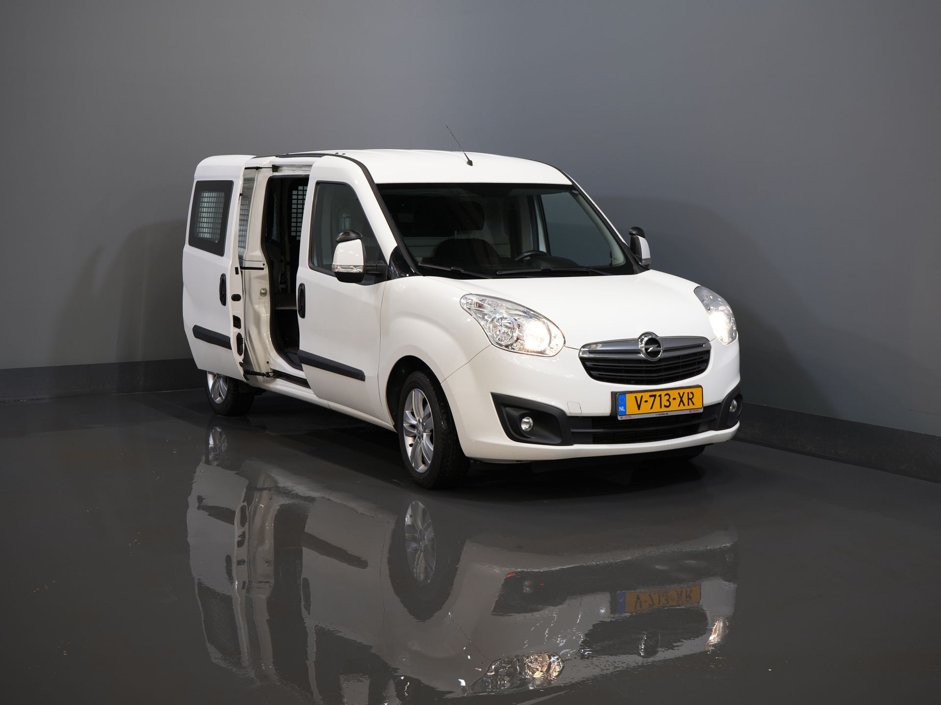 Opel Combo Bestelbus 1.3 CDTi L2 BPM VRIJ! BOTT/ Inrichting/ E6/ Airco/ Cruise/ PDC/ LMV 8