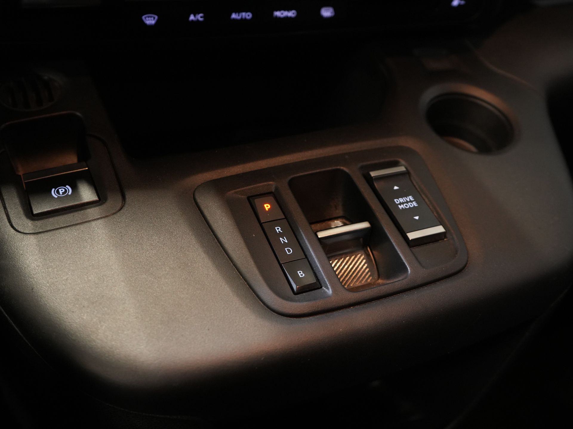 Opel Combo-e Bestelbus L2 50 kWh 135 pk 315km WLTP BPM VRIJ! Snellader/ Carplay/ Climate/ Imperiaal/ Cruise/ Head-up/ Stoel+Stuurverw./ Trekhaak 21
