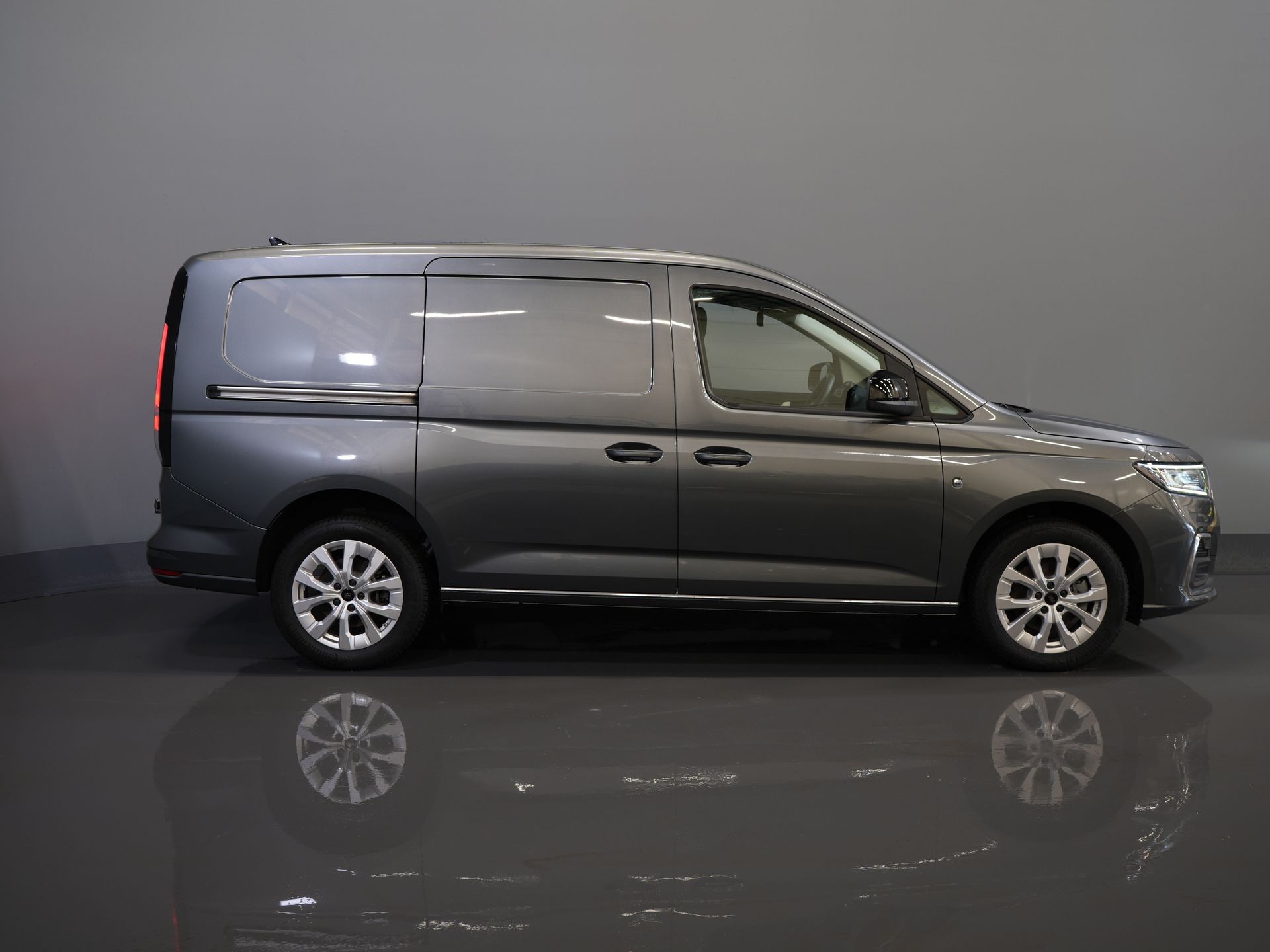 Volkswagen Caddy Cargo Maxi Bestelbus (Connect) 2.0 125 pk DSG Aut. L2 Limited BPM VRIJ! Adapt.Cruise/ LED/ Virtual Cockpit/ Stoelverw./ Carplay/ Stuurverw./ Navi/ Ca 10