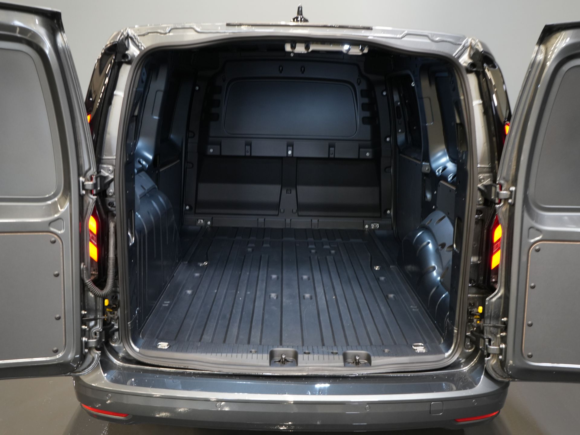 Volkswagen Caddy Cargo Maxi Bestelbus (Connect) 2.0 125 pk DSG Aut. L2 Limited BPM VRIJ! Adapt.Cruise/ LED/ Virtual Cockpit/ Stoelverw./ Carplay/ Stuurverw./ Navi/ Ca 14