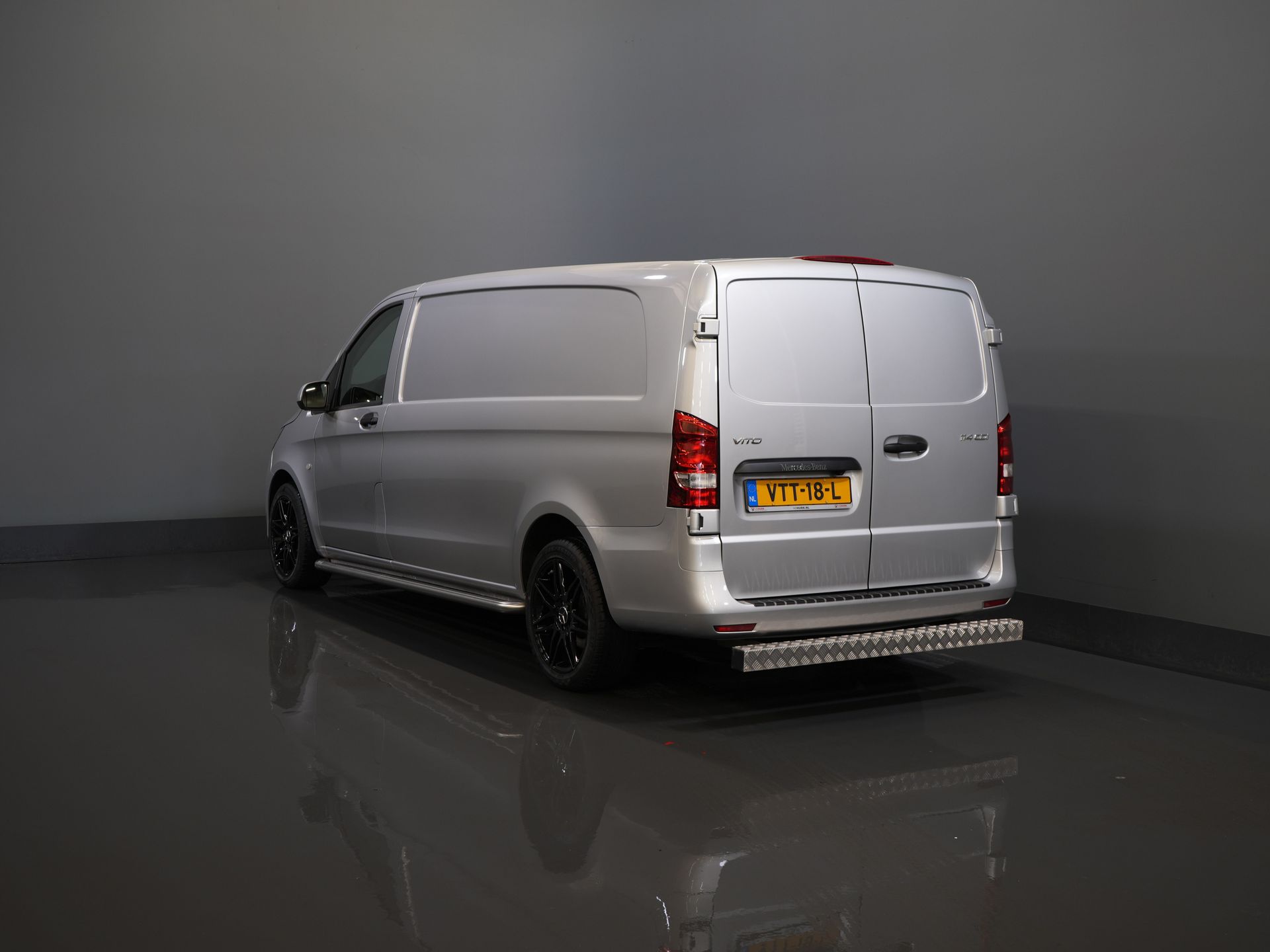 Mercedes-Benz Vito Bestelbus 114 CDI Aut. L3 BPM VRIJ! NL Auto/ Carplay/ Cruise/ DAB/ Camera/ LMV 18”/ Sidebars 1