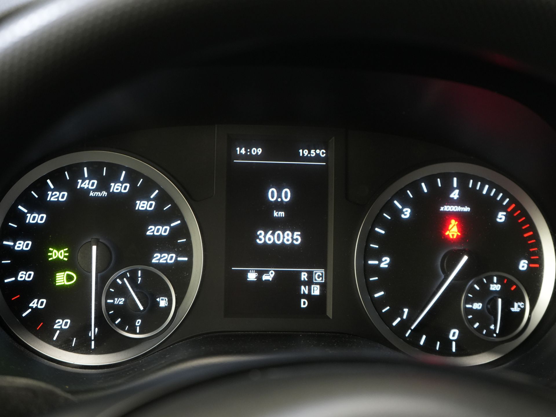 Mercedes-Benz Vito Bestelbus 114 CDI Aut. L3 BPM VRIJ! NL Auto/ Carplay/ Cruise/ DAB/ Camera/ LMV 18”/ Sidebars 19