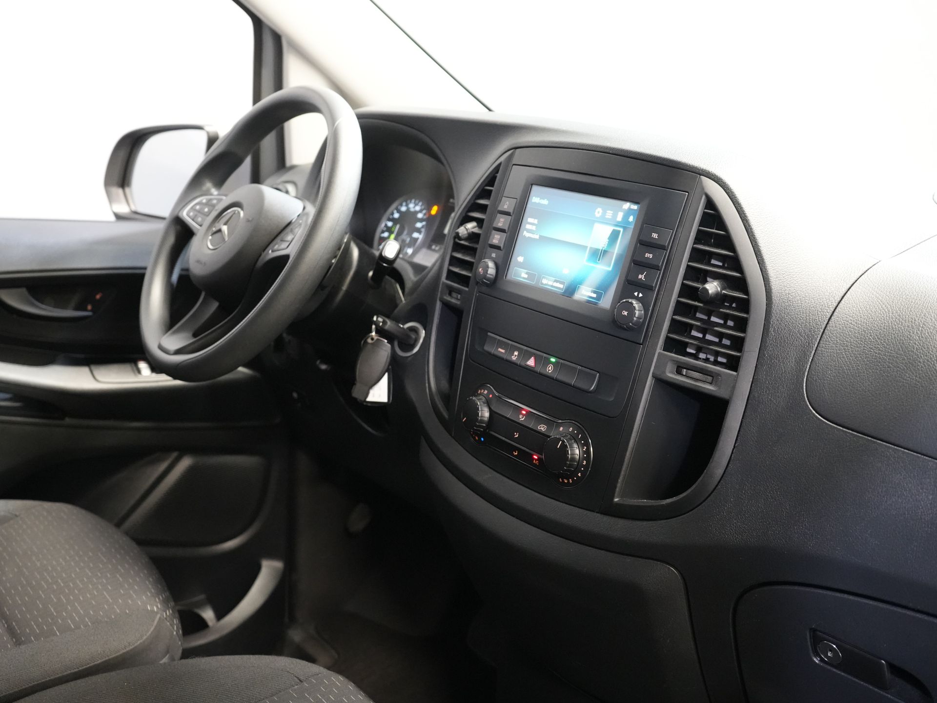 Mercedes-Benz Vito Bestelbus 114 CDI Aut. L3 BPM VRIJ! NL Auto/ Carplay/ Cruise/ DAB/ Camera/ LMV 18”/ Sidebars 2