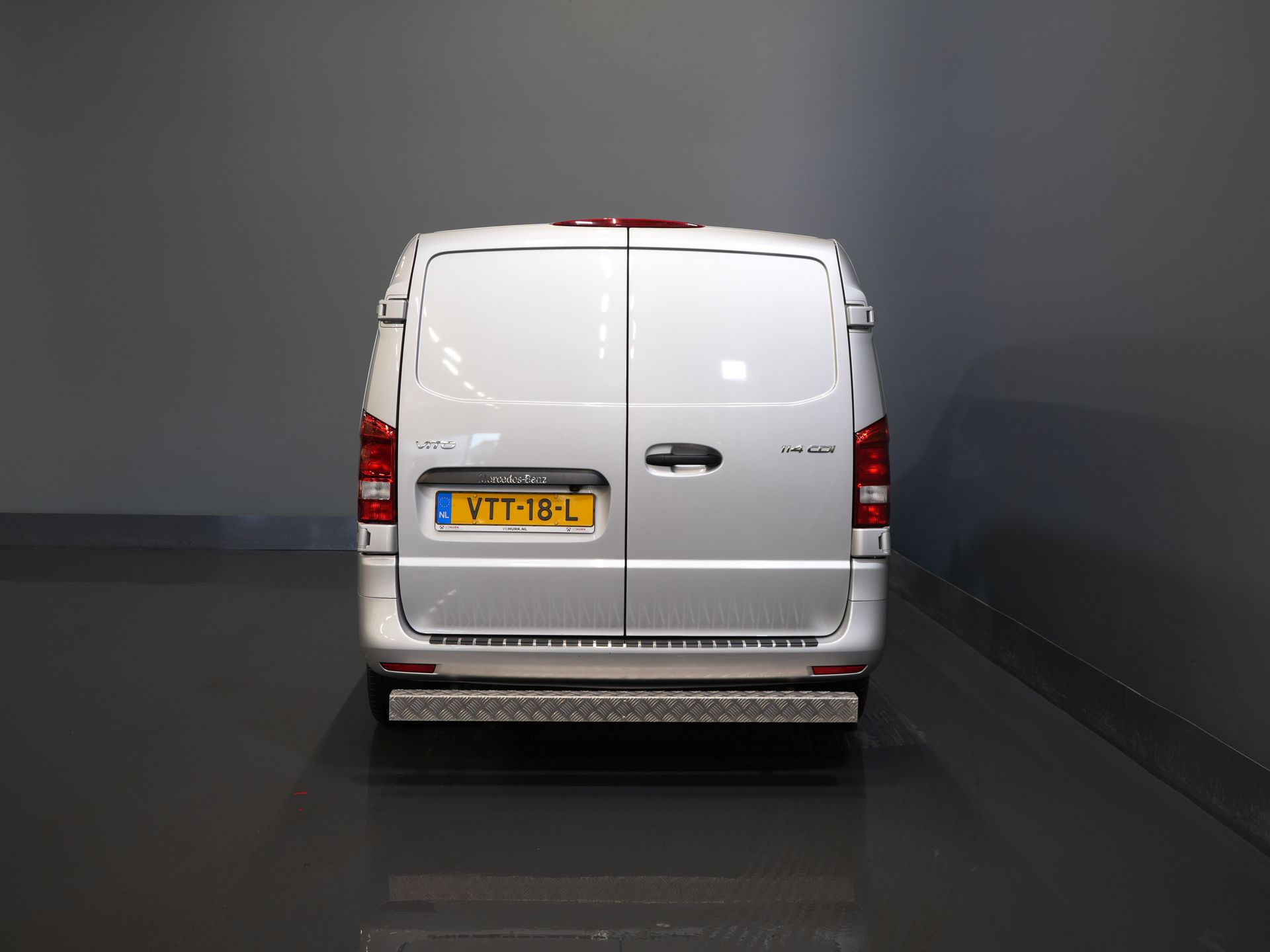 Mercedes-Benz Vito Bestelbus 114 CDI Aut. L3 BPM VRIJ! NL Auto/ Carplay/ Cruise/ DAB/ Camera/ LMV 18”/ Sidebars 5