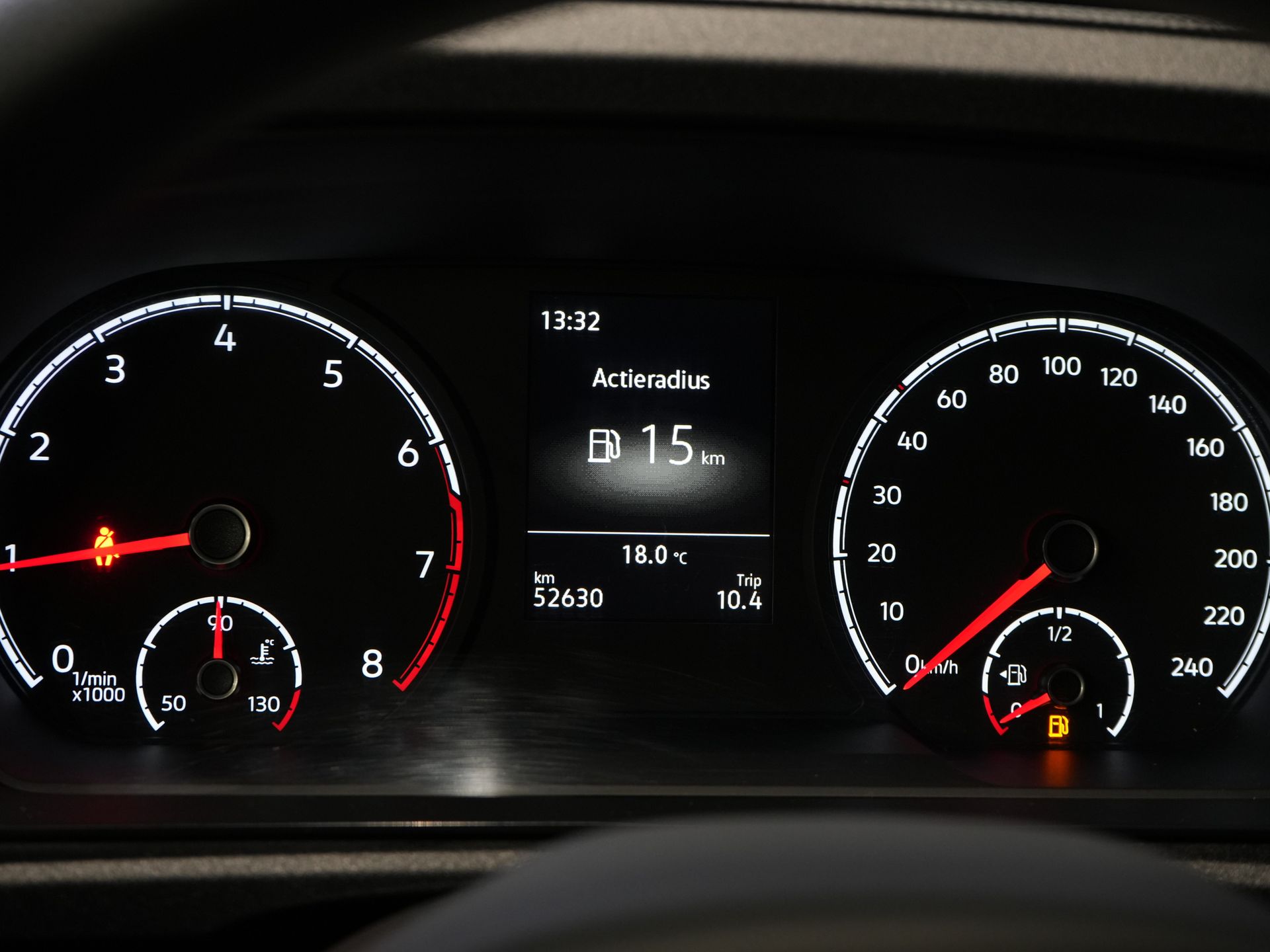 Volkswagen Caddy Cargo Bestelbus 1.5 TSI 115 pk BENZINE BPM VRIJ! Airco/ PDC/ DAB/ Dakdragers 17
