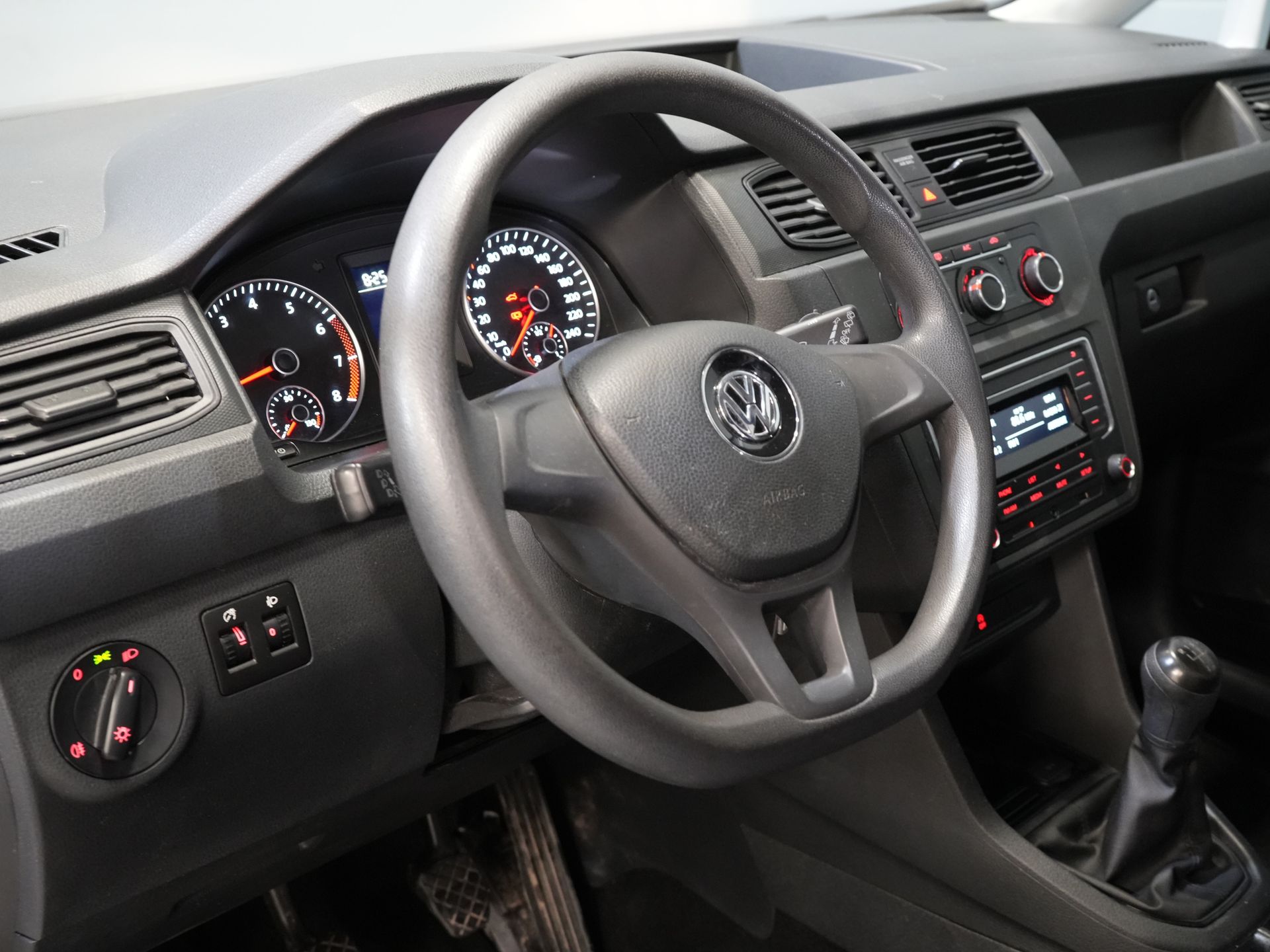 Volkswagen Caddy Bestelbus 1.0 TSI 100 pk Benzine BPM VRIJ! Airco/ Roofrails 13