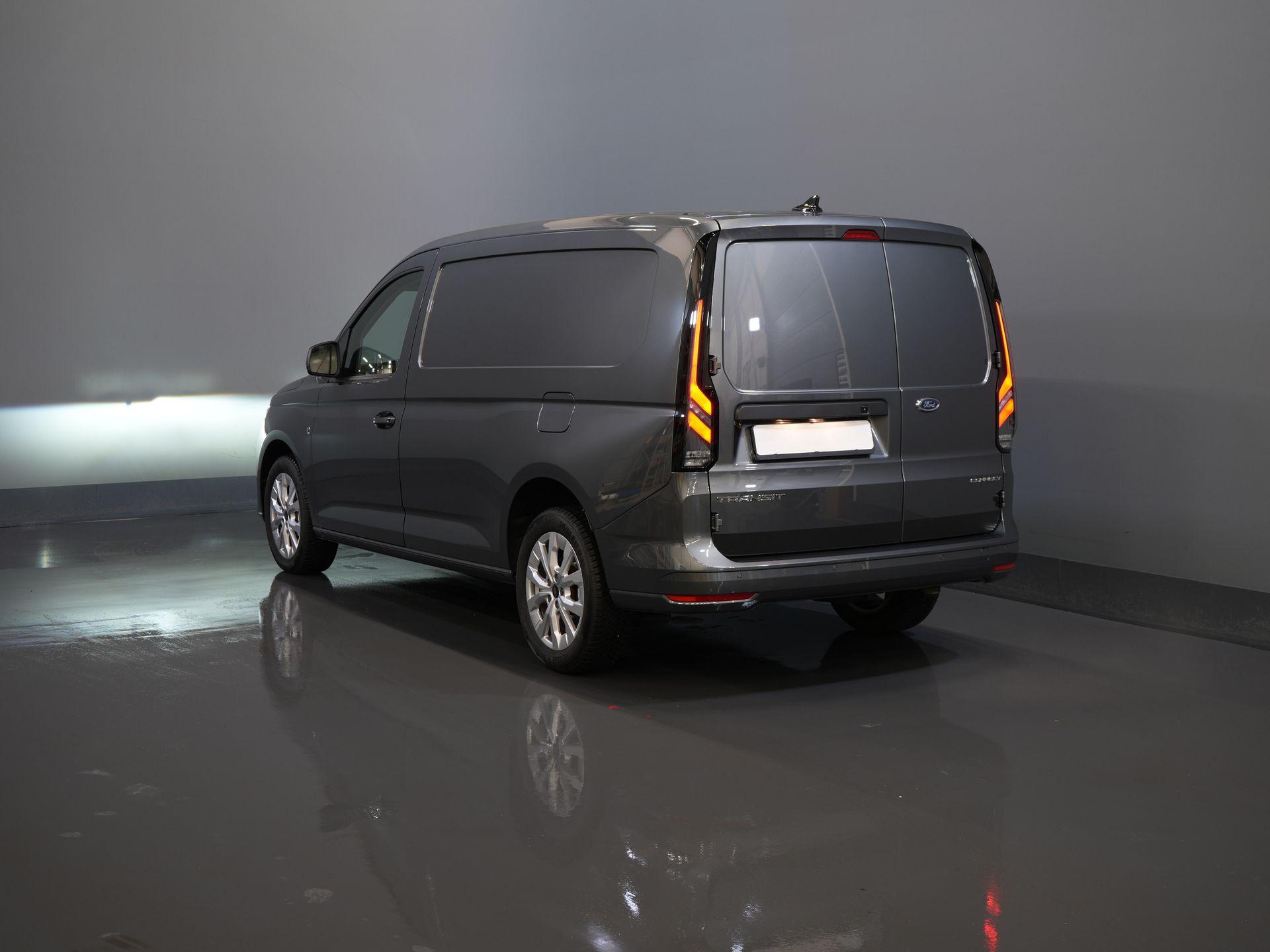 Ford Caddy Cargo Maxi Bestelbus (Connect) 2.0 125 pk DSG Aut. L2 Limited BPM VRIJ! Adapt.Cruise/ LED/ Virtual Cockpit/ Stoelverw./ Carplay/ Stuurverw./ Navi/ Ca 1