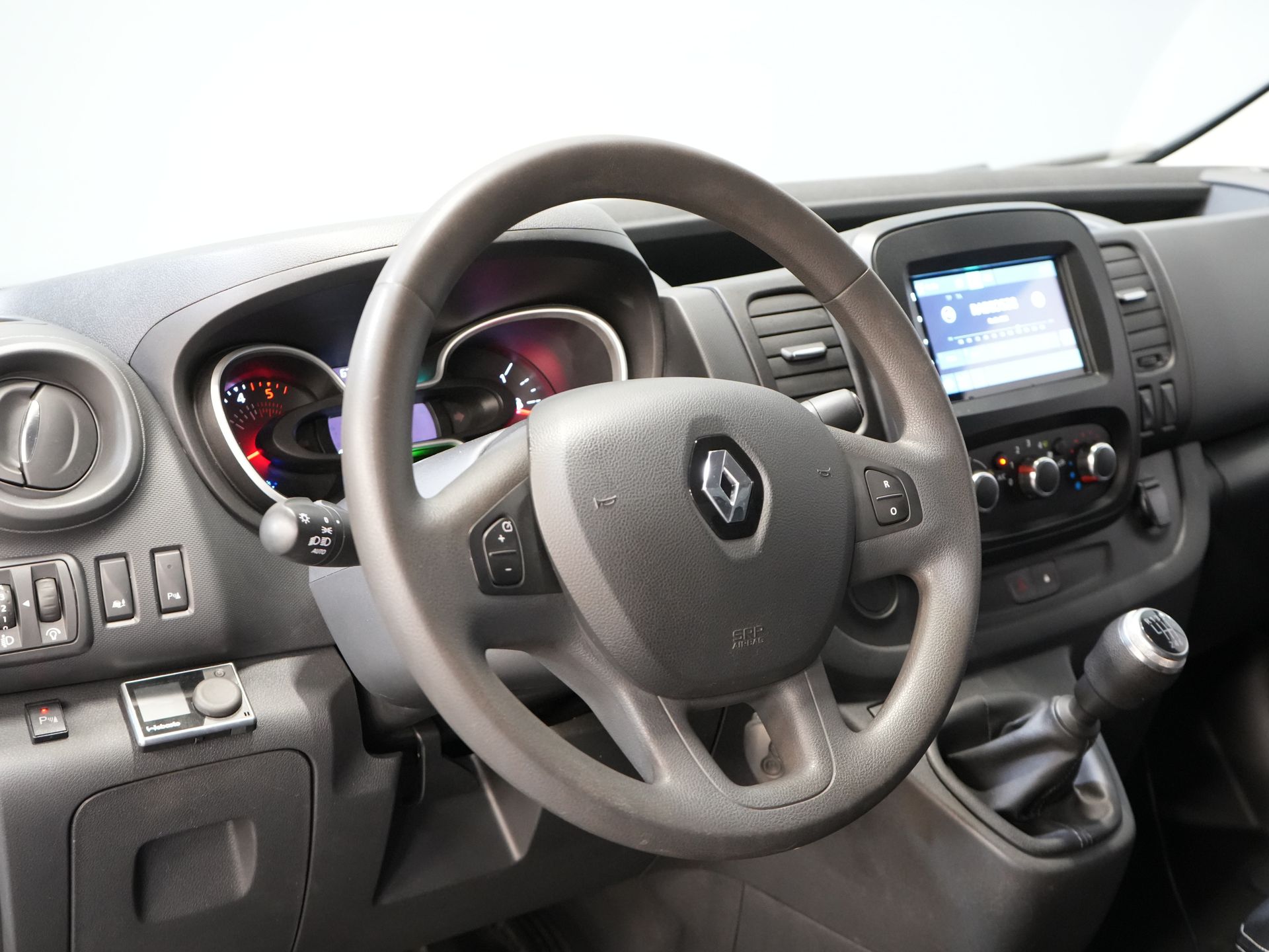 Renault Trafic Bestelbus 2.0 dCi 145 pk BPM VRIJ Inrichting/ Standkachel/ Stoelverw/ CarPlay/ Camera/ PDC/ Cruise/ Airco 13