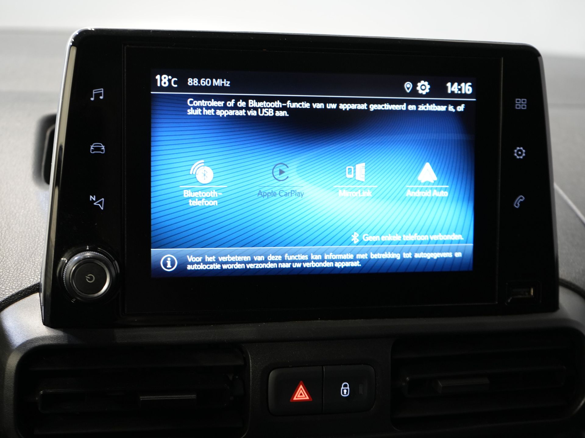 Toyota PROACE CITY Bestelbus 1.2 Turbo 130 pk Benzine Aut. BPM VRIJ! 3Pers./ Carplay/ Camera/ Cruise/ PDC/ Trekhaak 26