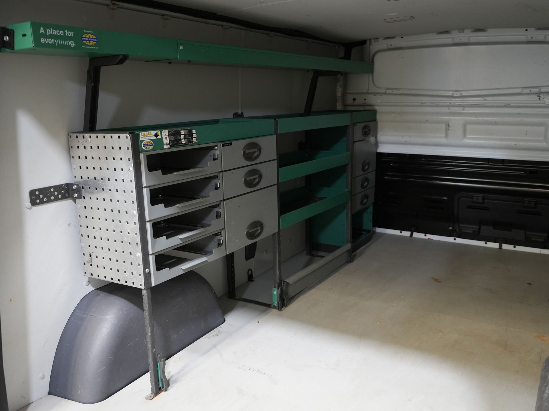 Renault Trafic Bestelbus 2.0 dCi 145 pk Aut. L2 BPM VRIJ! LED/ Carplay/ Cruise/ Stoelverw./ Airco/ Navi/ Dakdragers/ Trekhaak 15