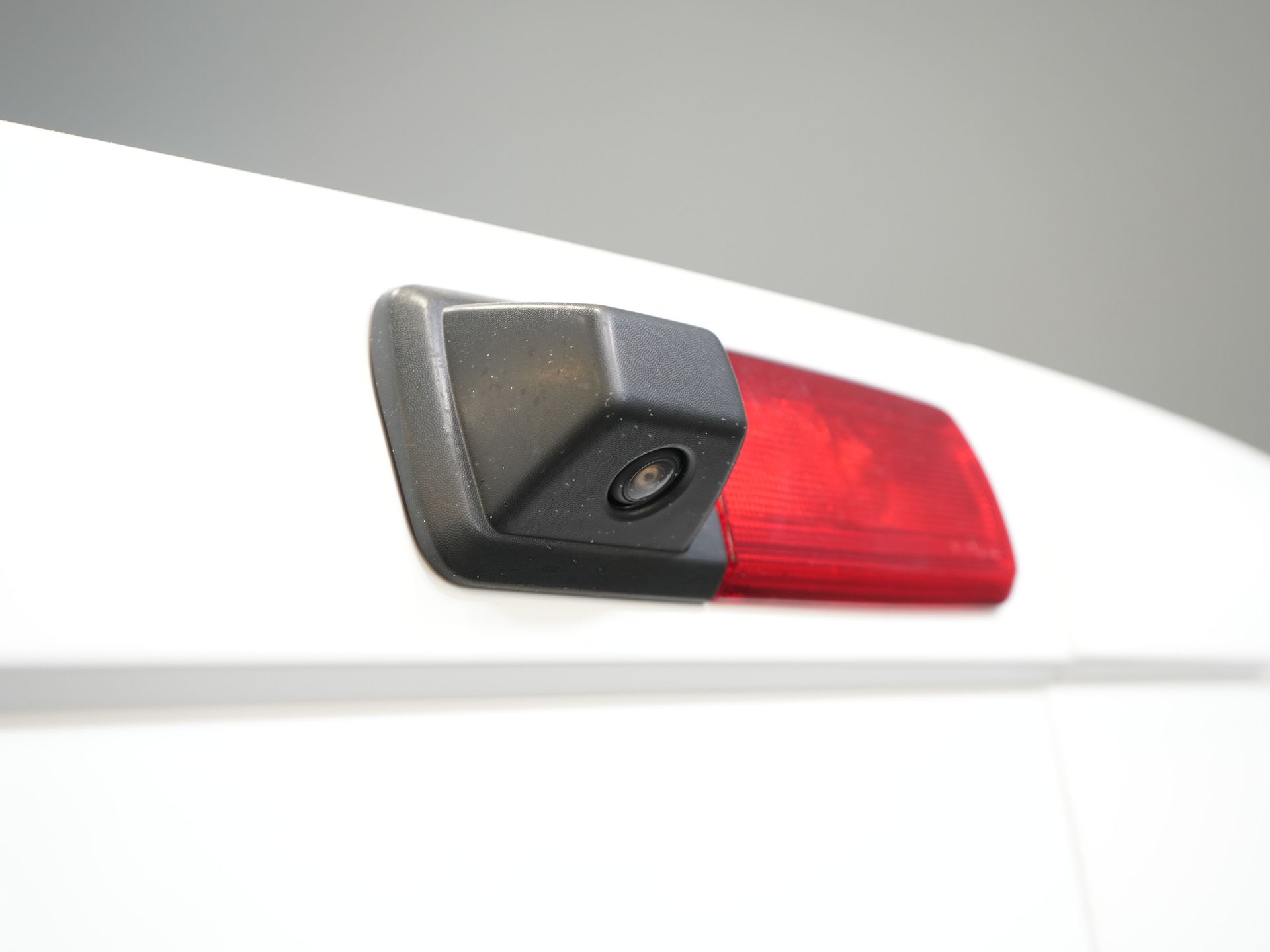 Renault Trafic Bestelbus 2.0 dCi 145 pk Aut. L2 BPM VRIJ! LED/ Carplay/ Cruise/ Stoelverw./ Airco/ Navi/ Dakdragers/ Trekhaak 16