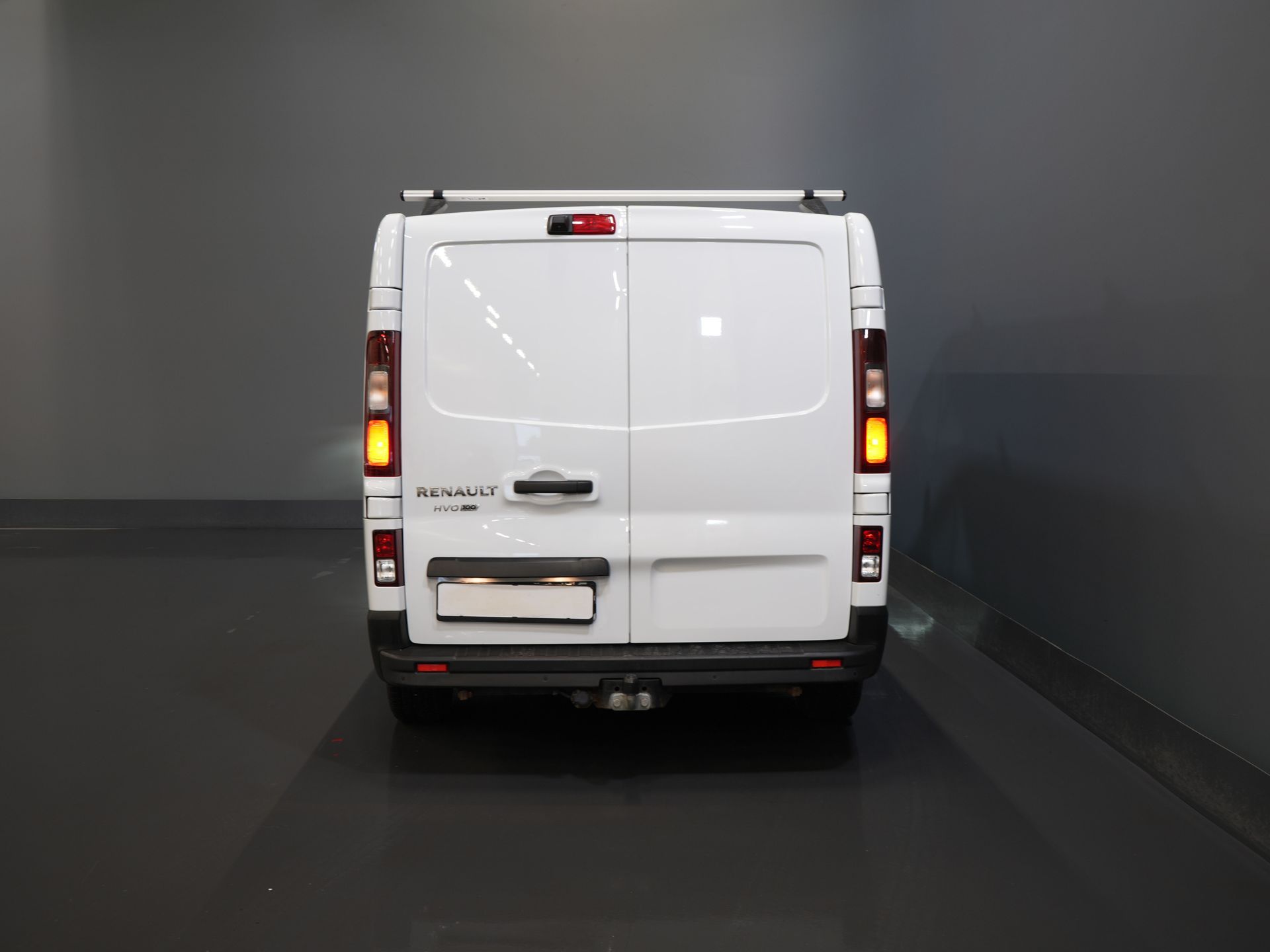 Renault Trafic Bestelbus 2.0 dCi 145 pk Aut. L2 BPM VRIJ! LED/ Carplay/ Cruise/ Stoelverw./ Airco/ Navi/ Dakdragers/ Trekhaak 5