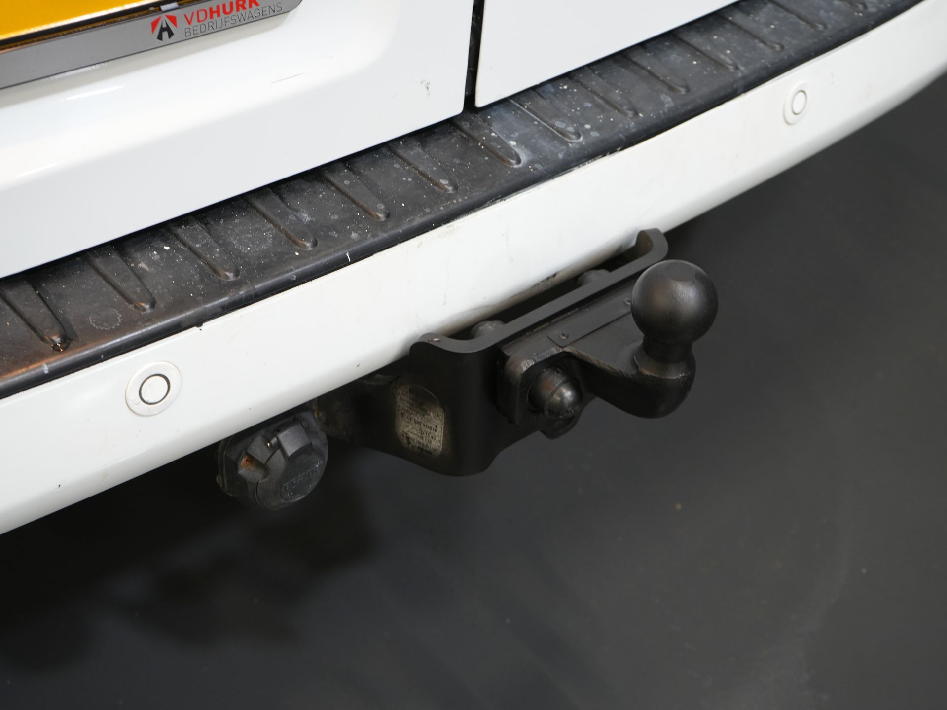 Ford Transit Custom Bestelbus 2.0 TDCI 170 pk Aut. L2 Sport BPM VRIJ! Bi-Xenon/ Leder/ D.B. Riem VV./ Elek.stoel/ Stoelverw./ Carplay/ Camera/ PDC/ LMV/ Cruis 16