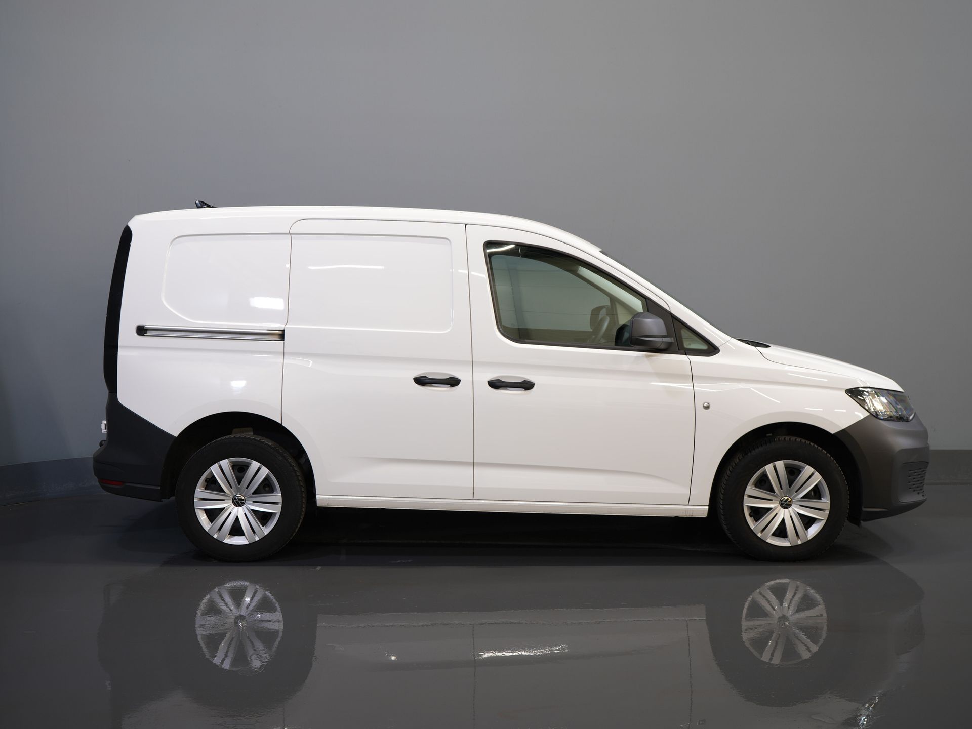Volkswagen Caddy Cargo Bestelbus 2.0 TDI BPM VRIJ! NL Auto/ Carplay/ Cruise/ Airco/ PDC/ Trekhaak 10