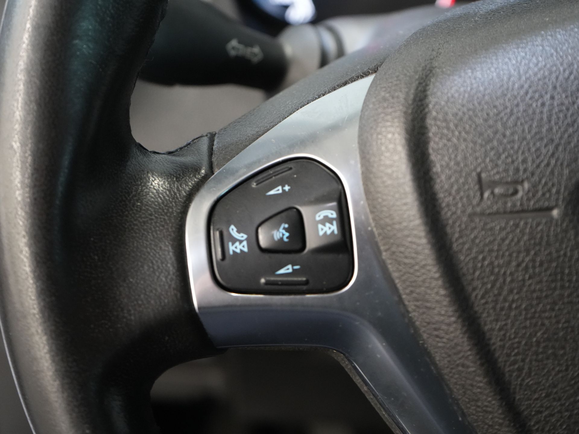 Ford Transit Courier Bestelbus 1.5 TDCI Trend BPM VRIJ! Stoelverw./ CarPlay/ Navi/ PDC/ Cruise/ Airco 17