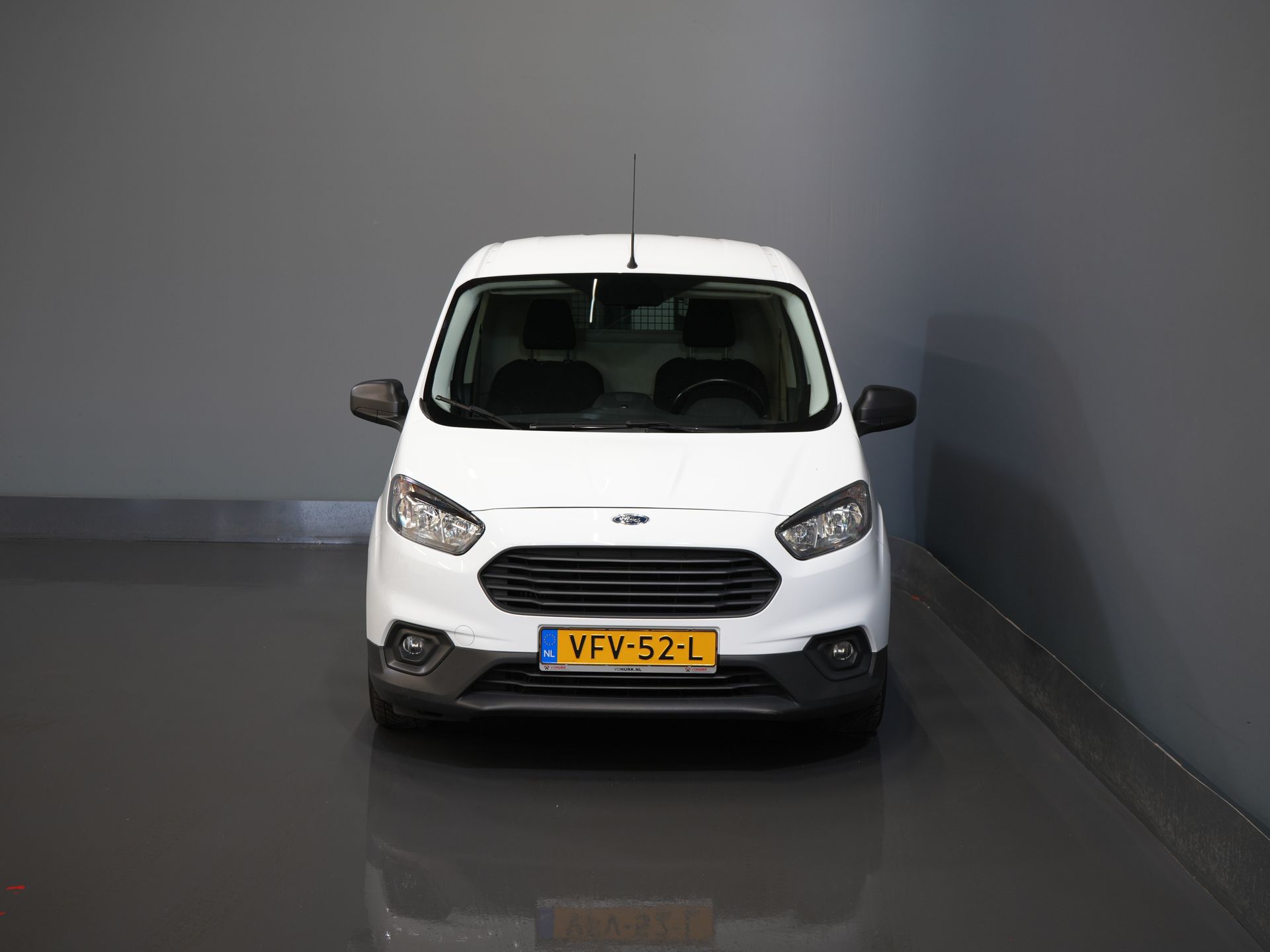 Ford Transit Courier Bestelbus 1.5 TDCI Trend BPM VRIJ! Stoelverw./ CarPlay/ Navi/ PDC/ Cruise/ Airco 6