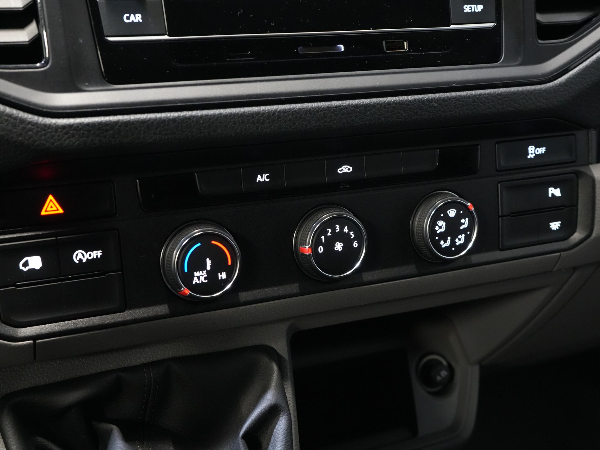 Volkswagen Crafter Bestelbus 35 2.0 TDI L3H2 BPM VRIJ! Airco/ PDC/ Bluetooth/ Betimmering 17