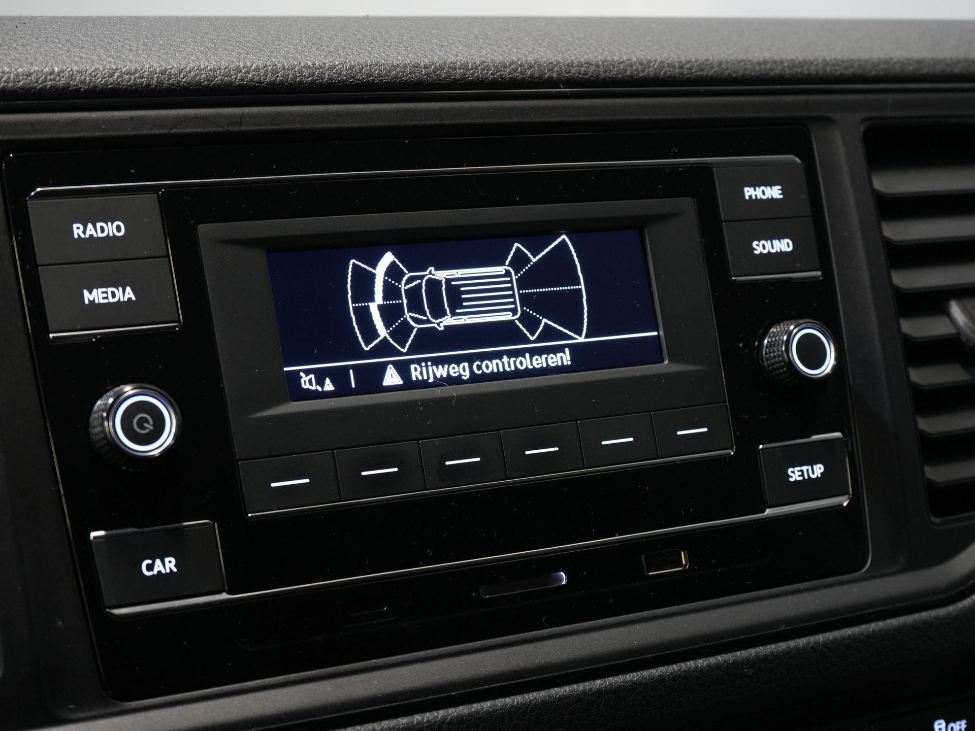 Volkswagen Crafter Bestelbus 35 2.0 TDI L3H2 BPM VRIJ! Airco/ PDC/ Bluetooth/ Betimmering 19