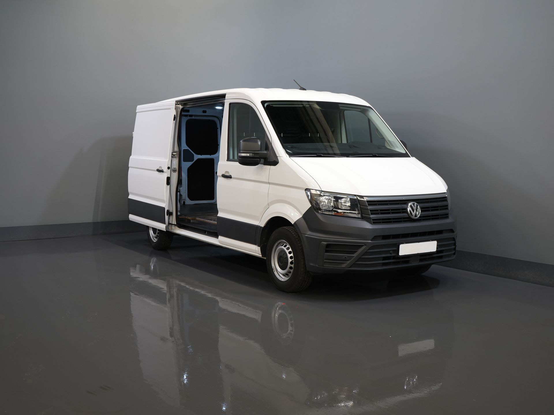 Volkswagen Crafter Bestelbus 35 2.0 TDI L3H2 BPM VRIJ! Airco/ PDC/ Bluetooth/ Betimmering 8