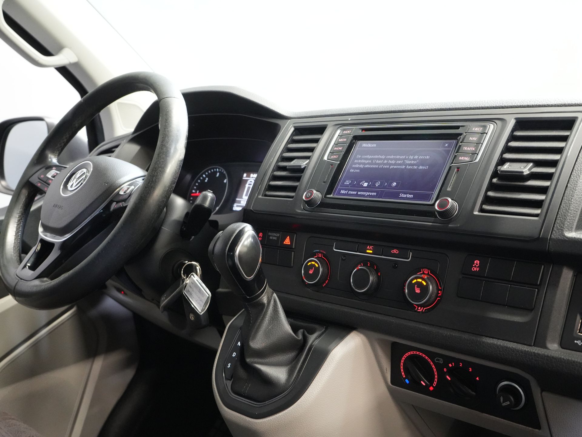 Volkswagen Transporter Bestelbus 2.0 TDI 150 pk DSG Aut. 4Motion L2 BPM VRIJ! 4x4/ 2x Schuifdeur/ LED/ Adapt. Cruise/ Alarm/ Stoelverw./ LMV/ Camera/ Airco 2