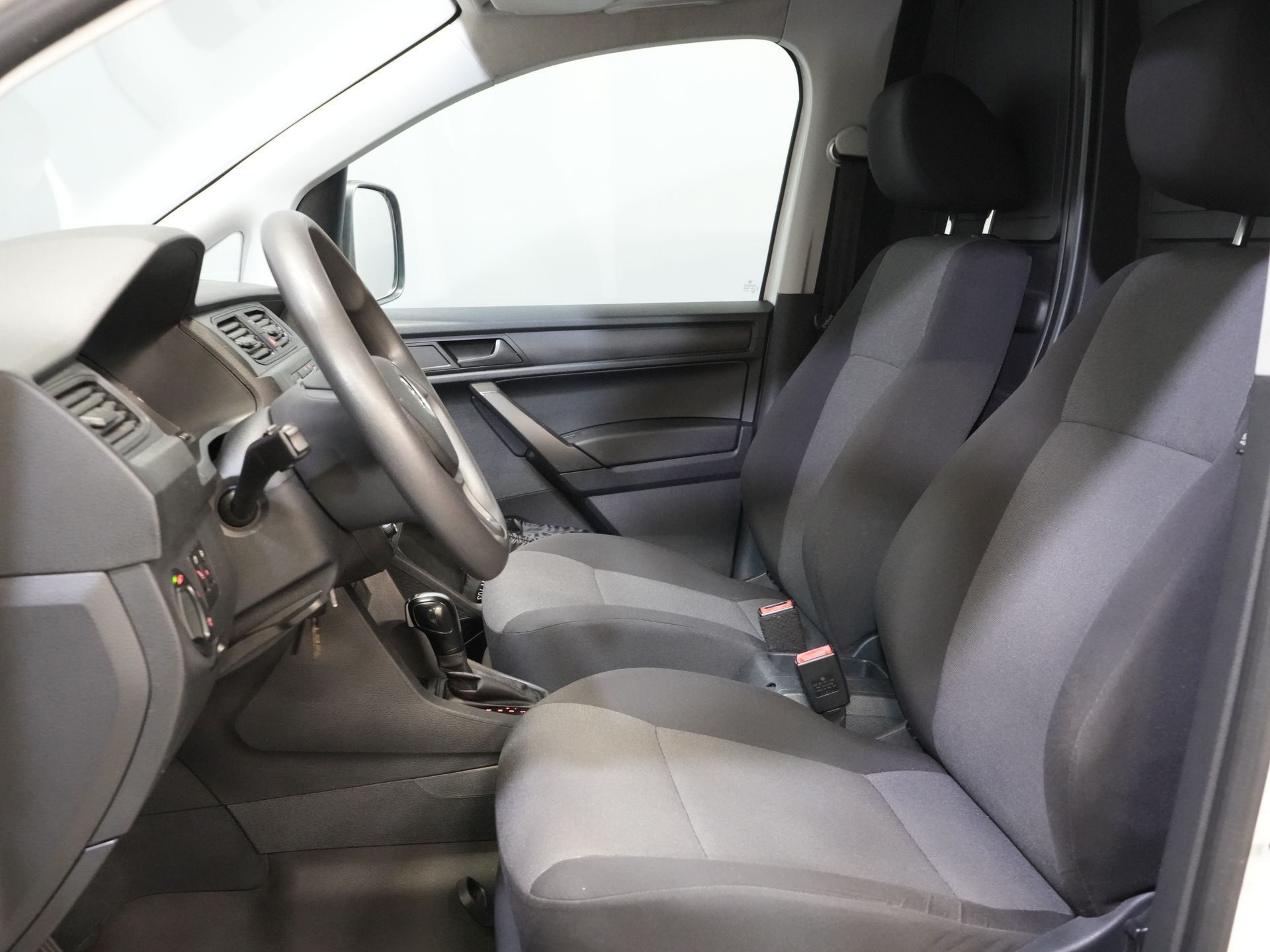 Volkswagen Caddy Bestelbus 1.4 TGI 110 pk DSG Aut. BPM VRIJ! Benzine/CNG/ Navi/ Cruise/ Airco/ PDC/ Bluetooth 11