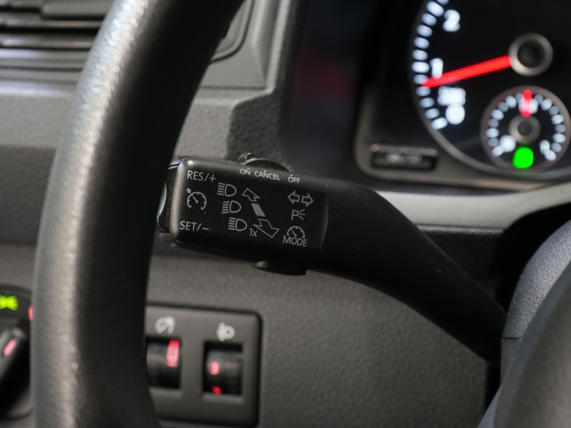 Volkswagen Caddy Bestelbus 1.4 TGI 110 pk DSG Aut. BPM VRIJ! Benzine/CNG/ Navi/ Cruise/ Airco/ PDC/ Bluetooth 16