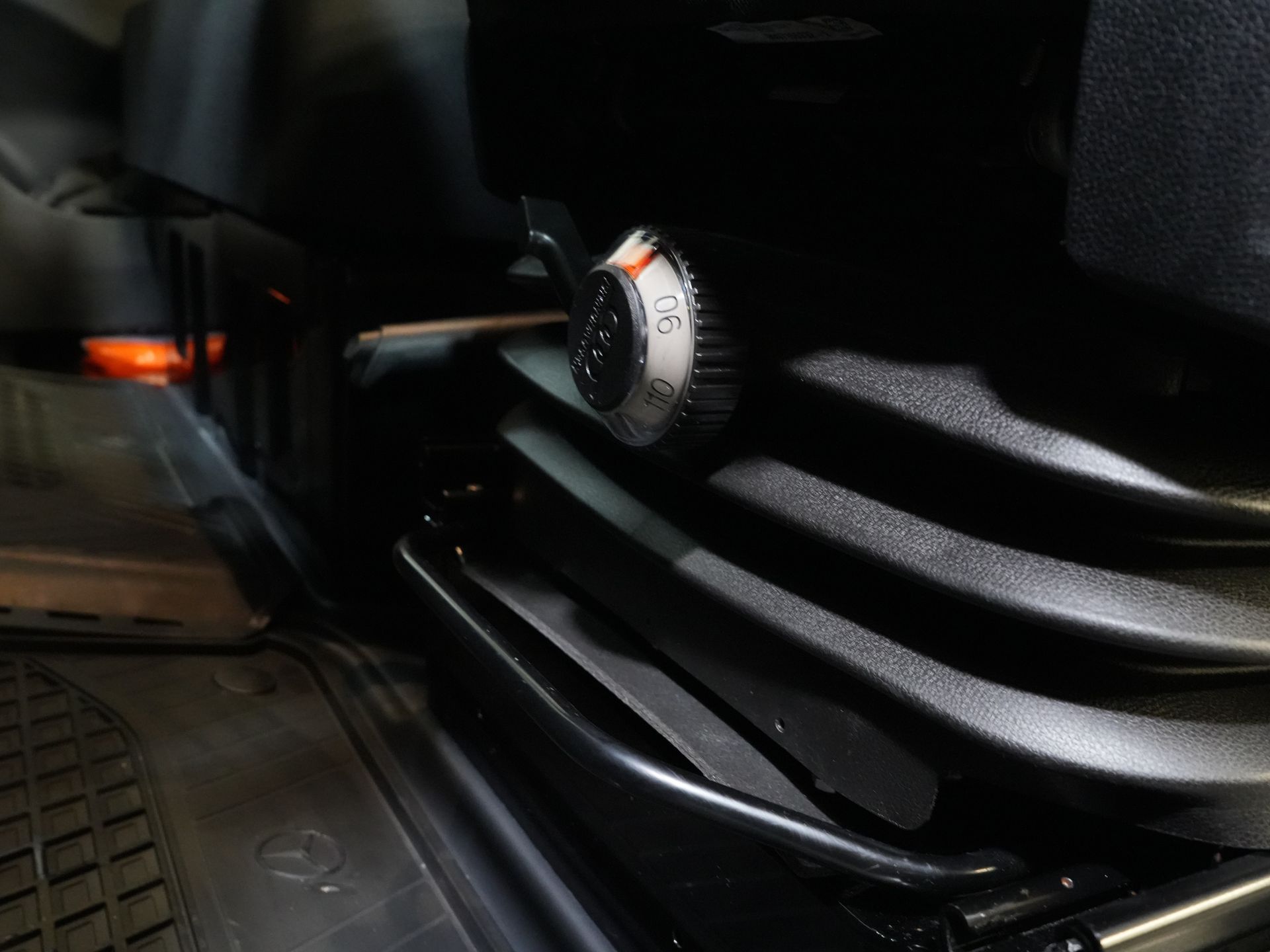 Mercedes-Benz Sprinter Bestelbus 317 Aut. L2H2 BPM VRIJ! (Facelift) 3.5t Trekhaak/ LED/ Gev.Stoel/ 270 Gr.Deuren/ Stoelverw./ Navi/ Camera/ PDC/ Cruise/ Airco 27