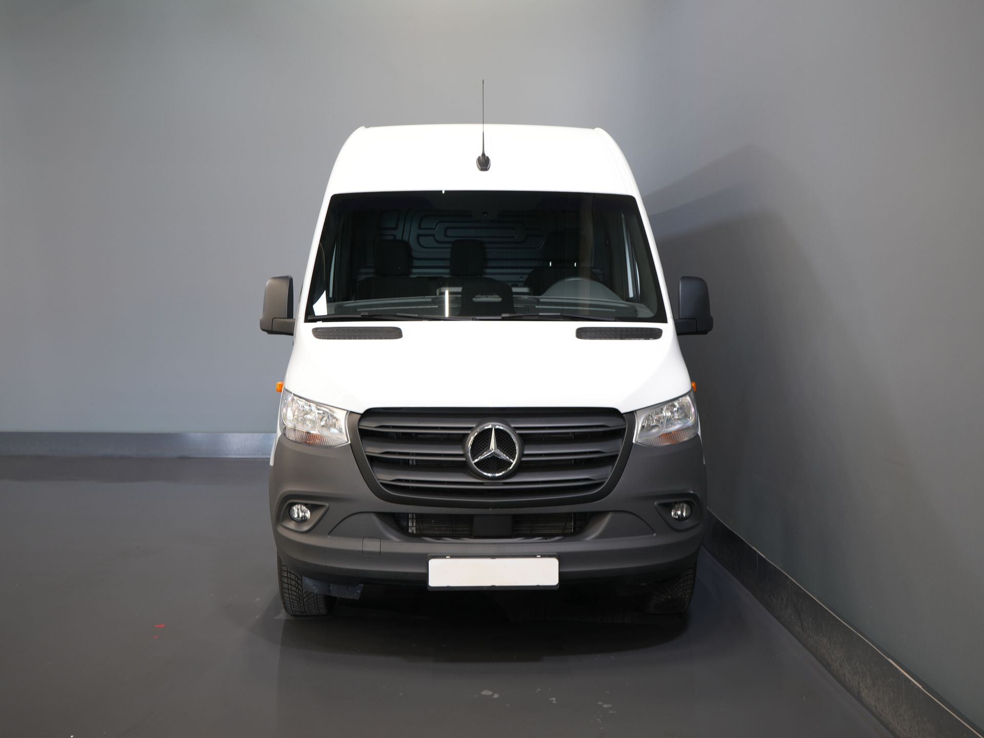Mercedes-Benz Sprinter Bestelbus 317 CDI Aut. L2H2 BPM VRIJ! Gev.Stoel/ 270 Gr.Deuren/ Stoelverw./ Navi/ Camera/ Cruise/ DAB 6