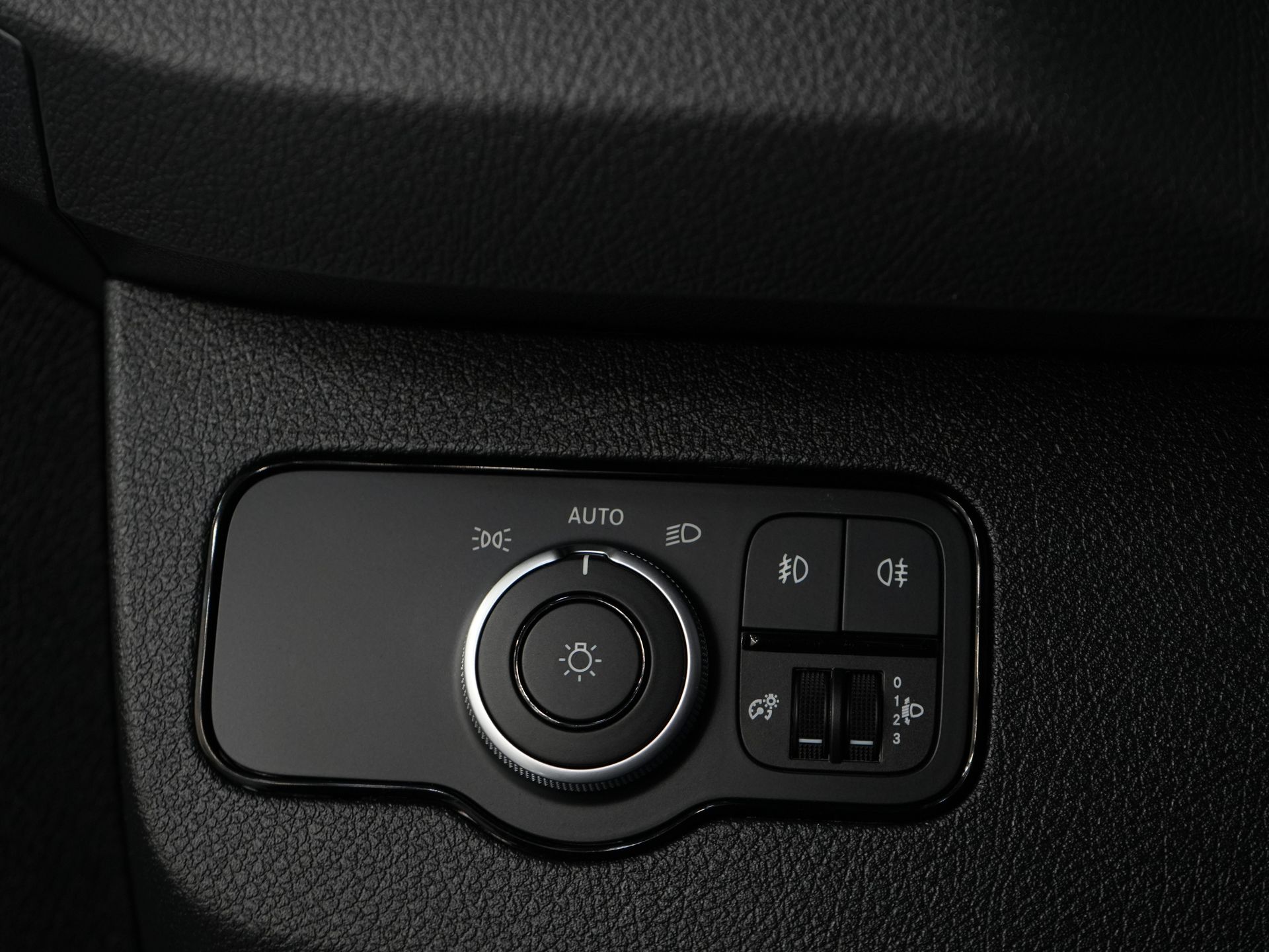 Mercedes-Benz Sprinter Bestelbus 317 CDI Aut. L2H2 BPM VRIJ! Gev.Stoel/ 270 Gr.Deuren/ Stoelverw./ Navi/ Camera/ Cruise/ DAB 18